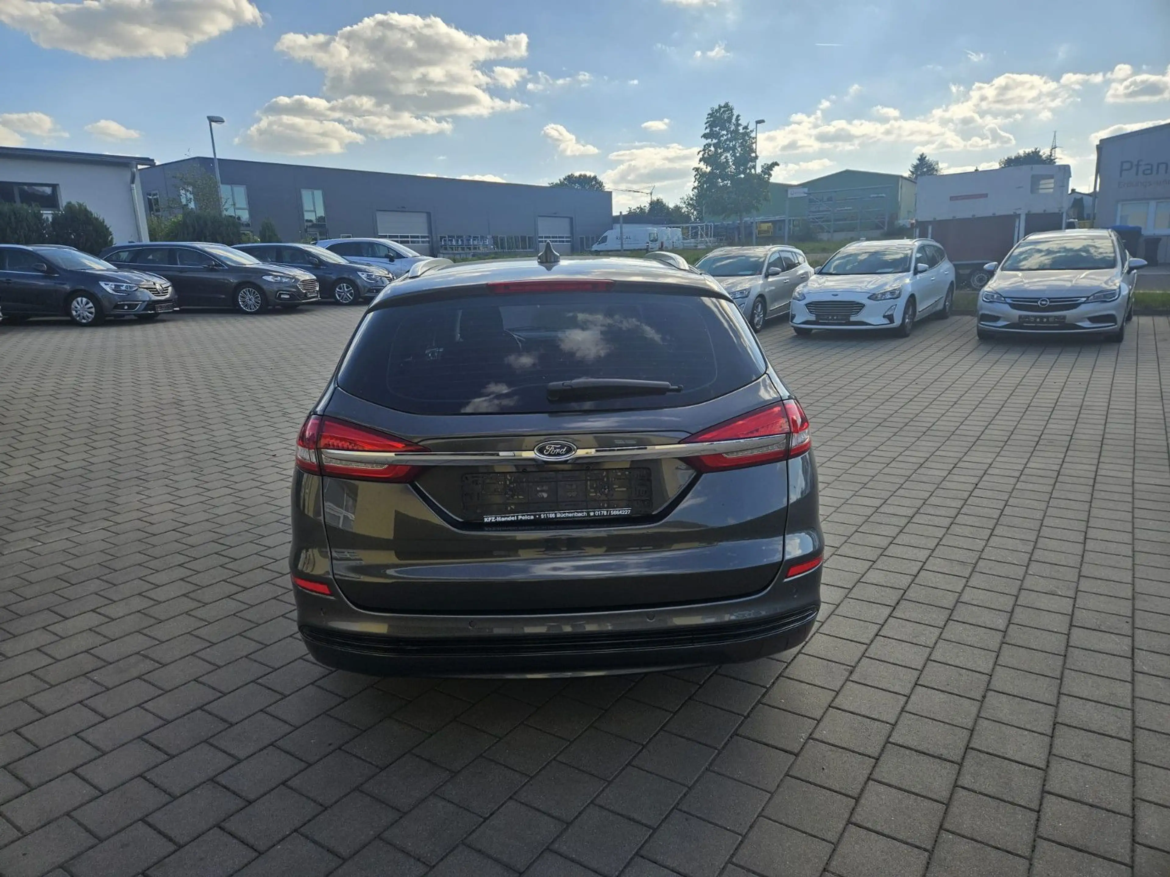 Ford Mondeo Turnier Titanium*Navi*Android*PDC*1 Hand — photo 7