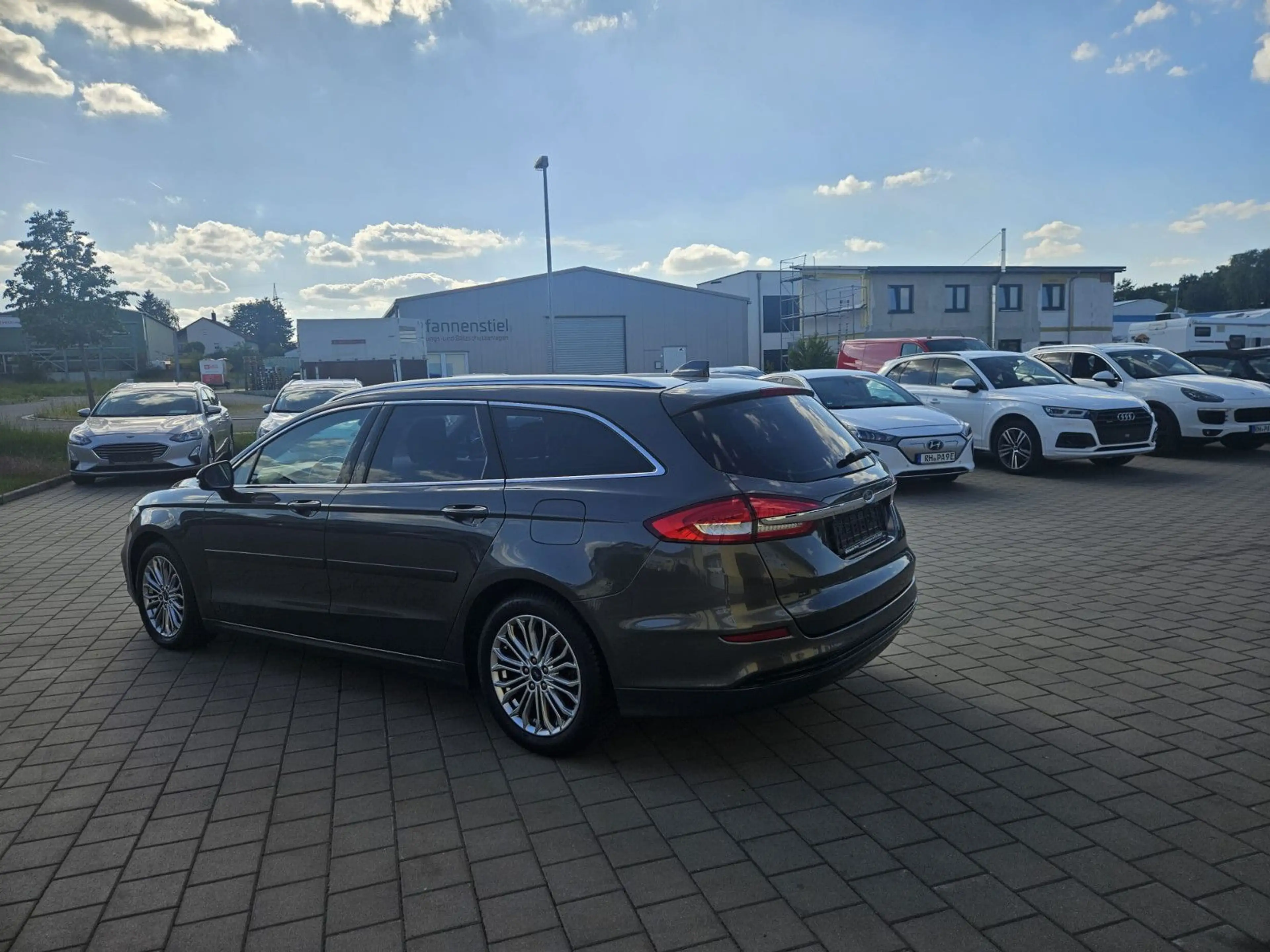 Ford Mondeo Turnier Titanium*Navi*Android*PDC*1 Hand — photo 6