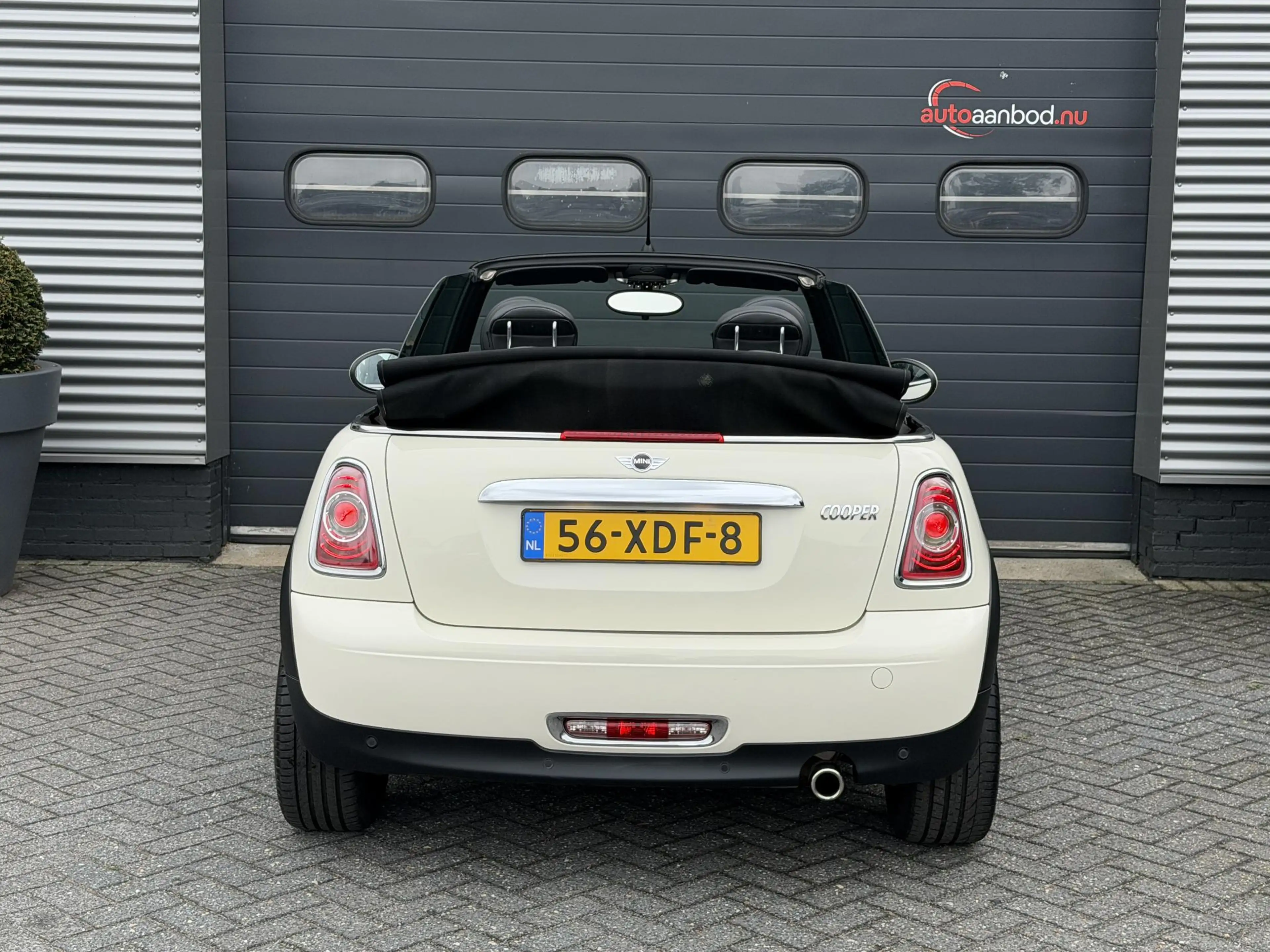 MINI Cooper Cabrio 1.6 Chili | Climate Control | Lichtmetalen Velgen — photo 6