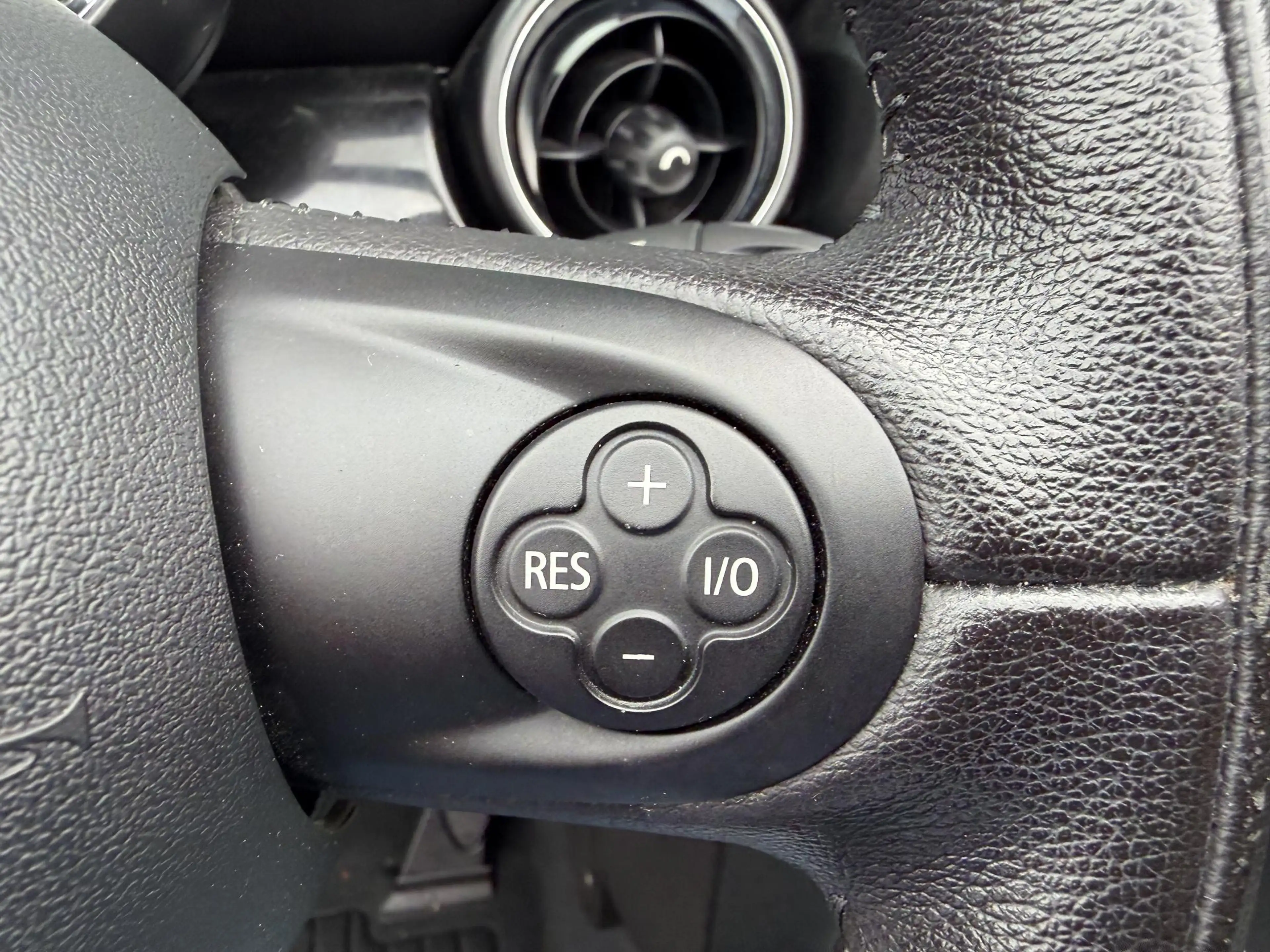 MINI Cooper Cabrio 1.6 Chili | Climate Control | Lichtmetalen Velgen — photo 11