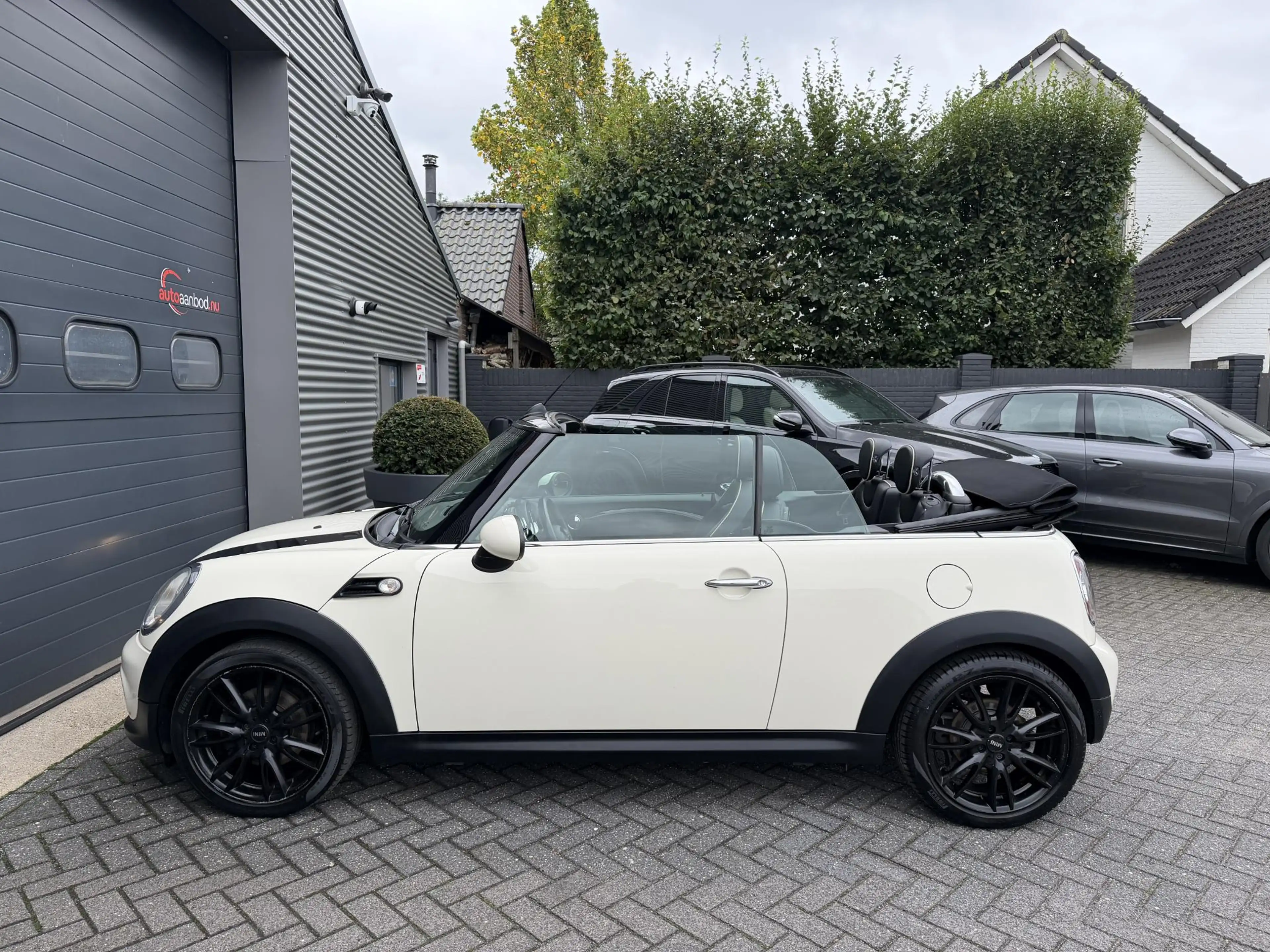 MINI Cooper Cabrio 1.6 Chili | Climate Control | Lichtmetalen Velgen — photo 7