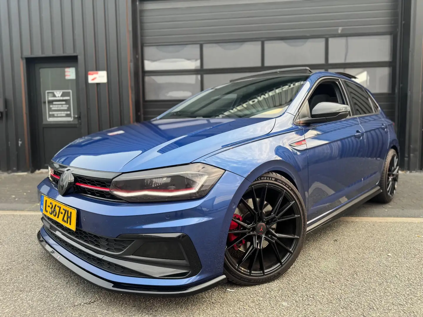 Volkswagen Polo GTI 2.0 TSI Modrá - 2