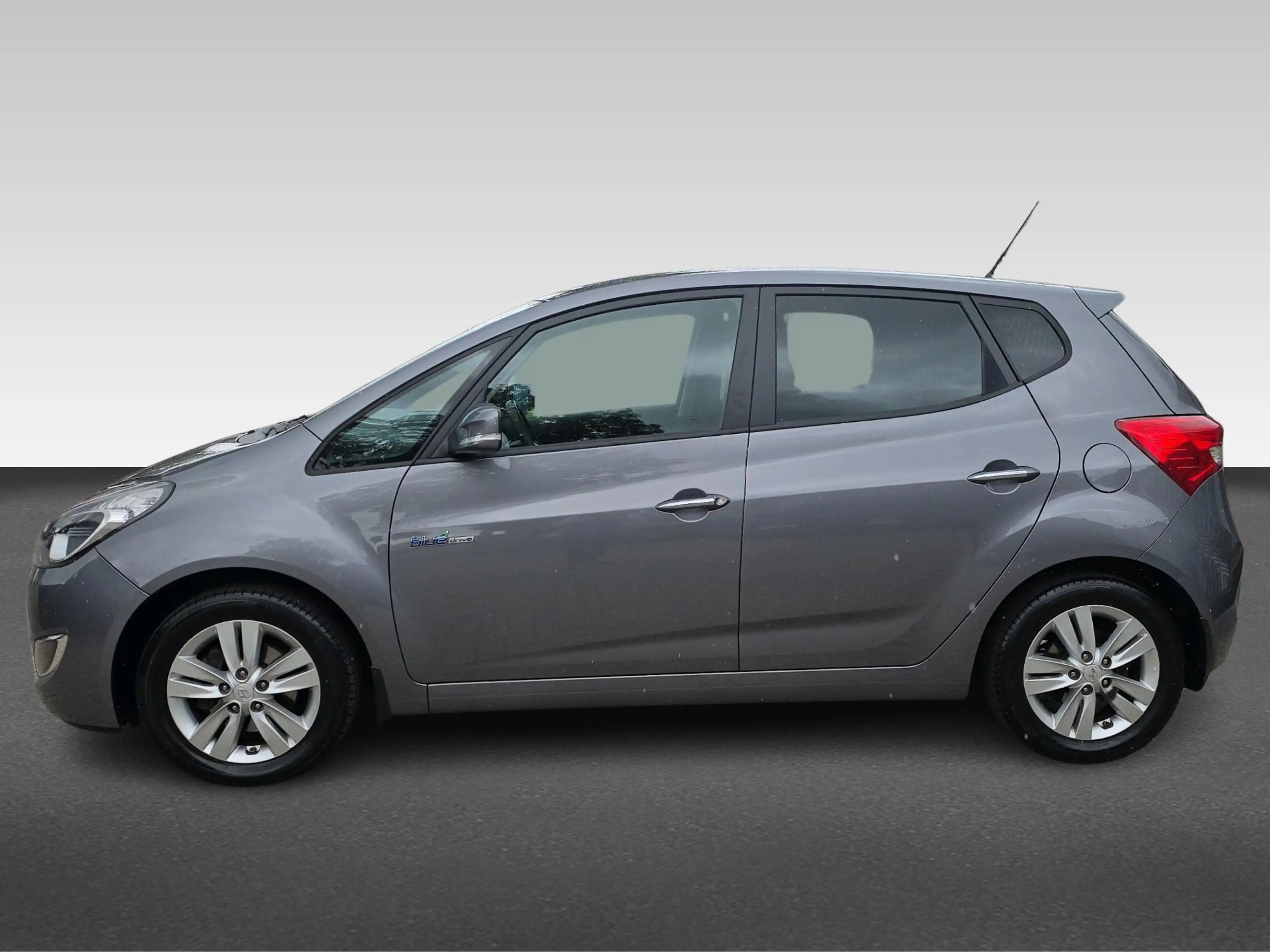 Hyundai iX20 1.4i Go! — photo 2