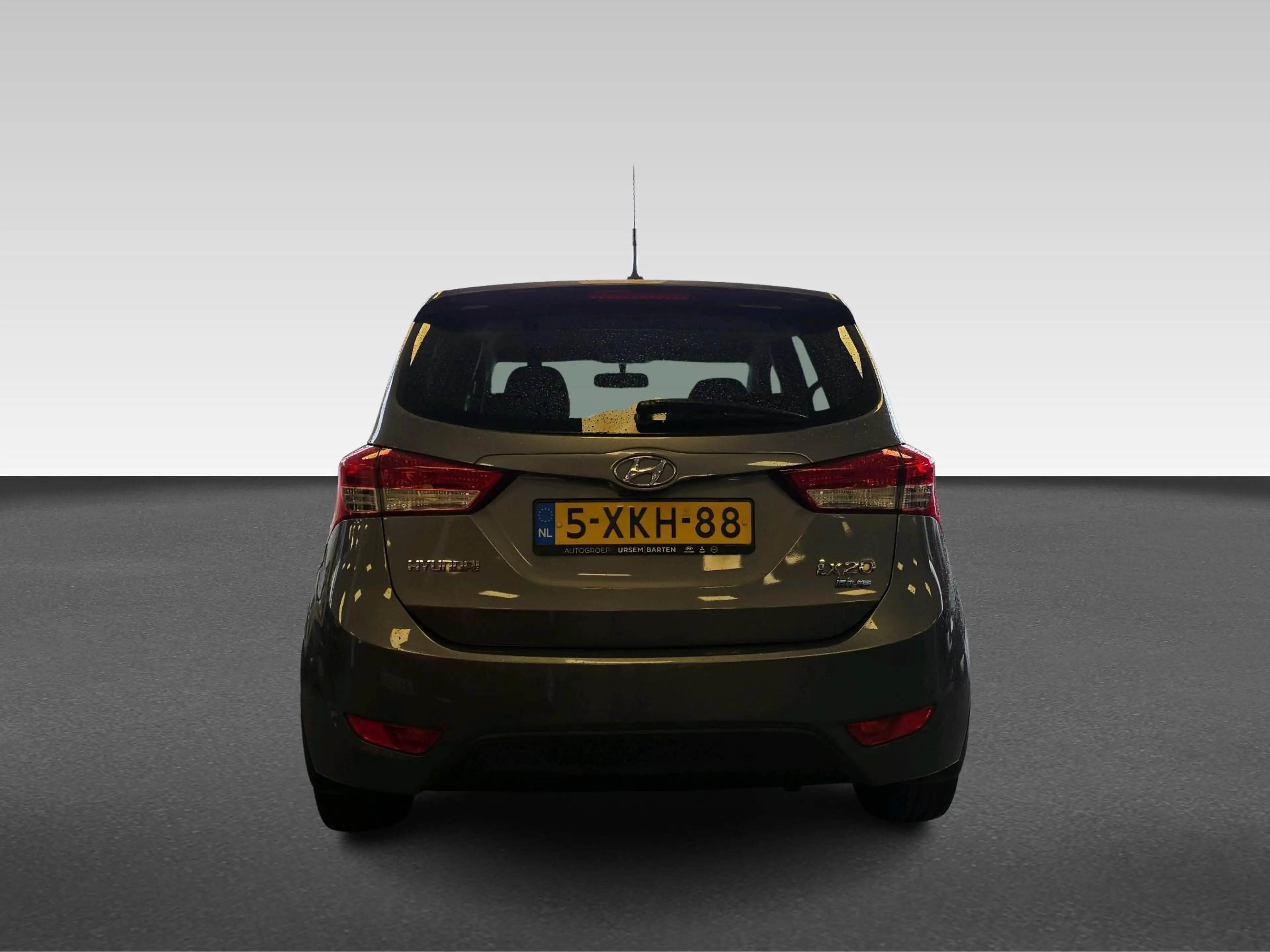 Hyundai iX20 1.4i Go! — photo 10