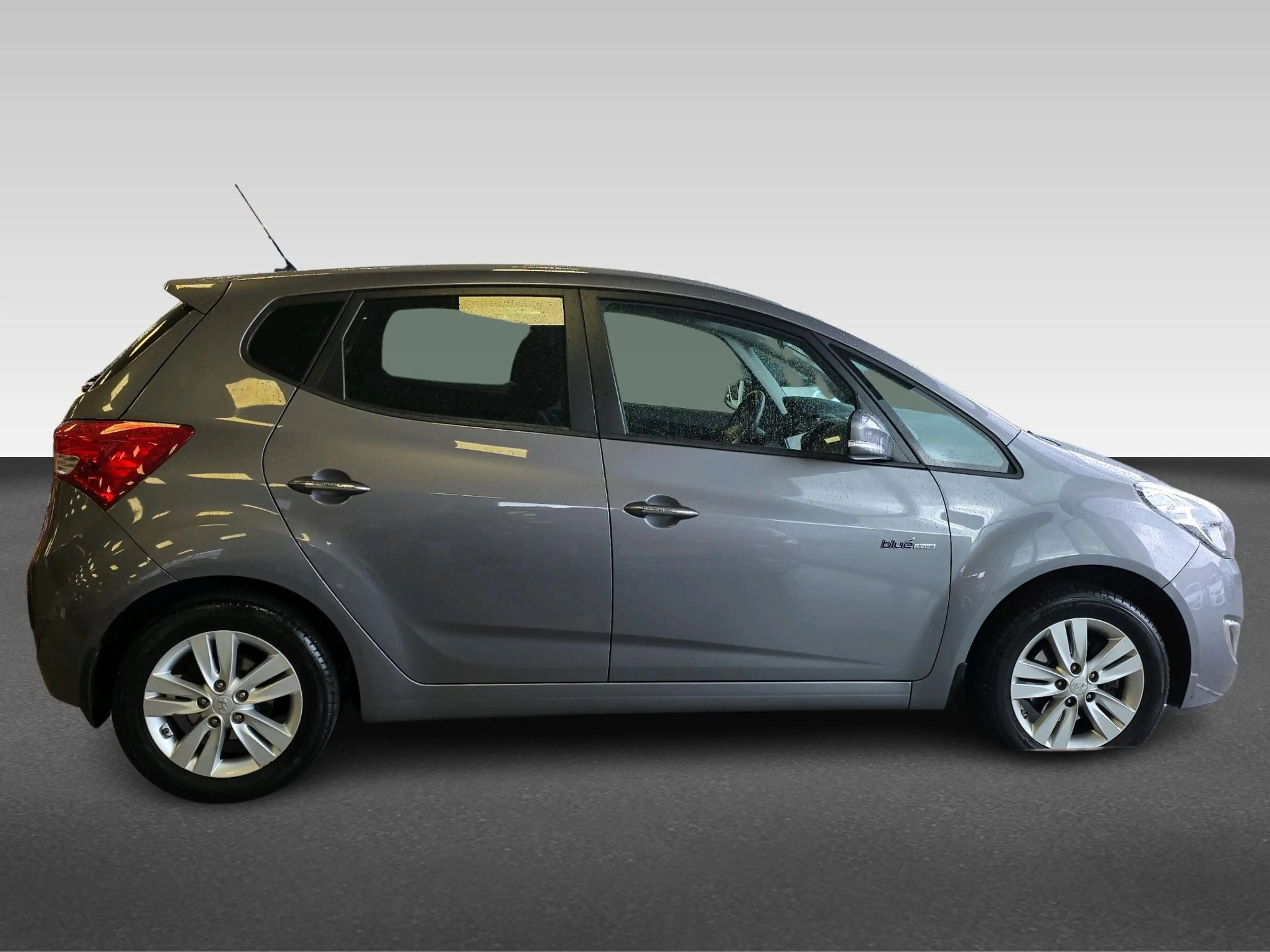Hyundai iX20 1.4i Go! — photo 9