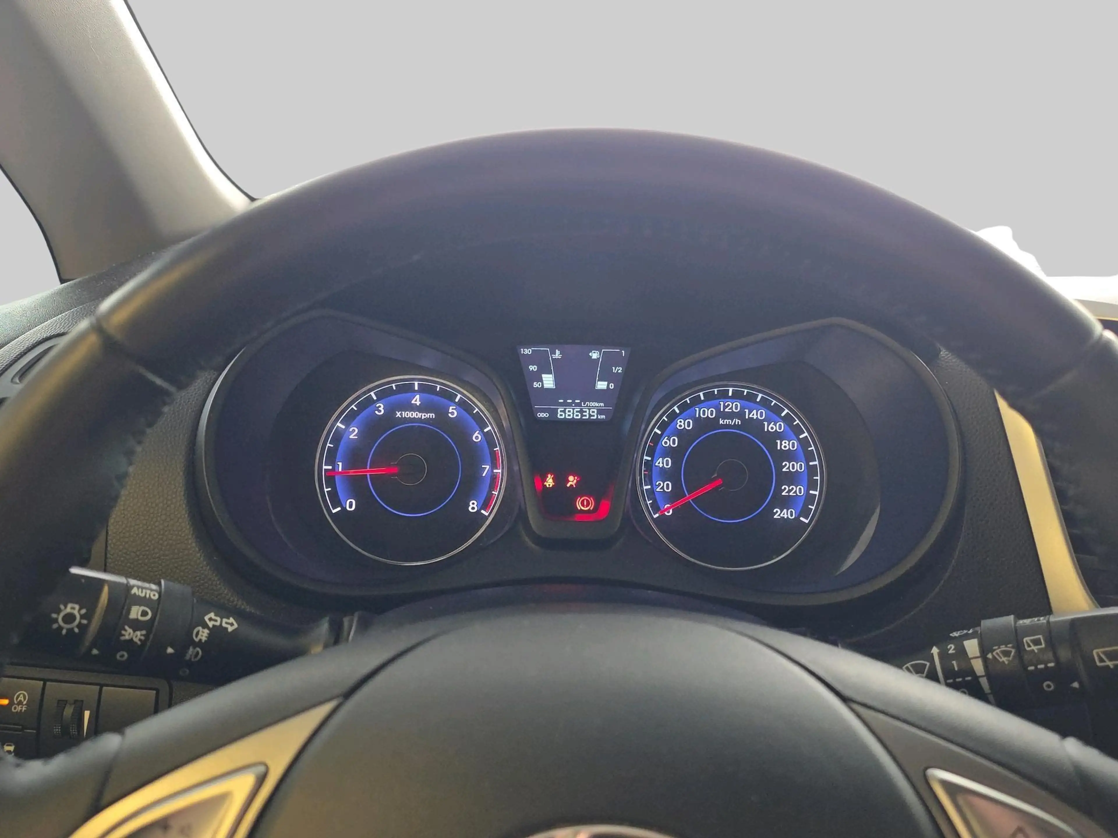 Hyundai iX20 1.4i Go! — photo 15