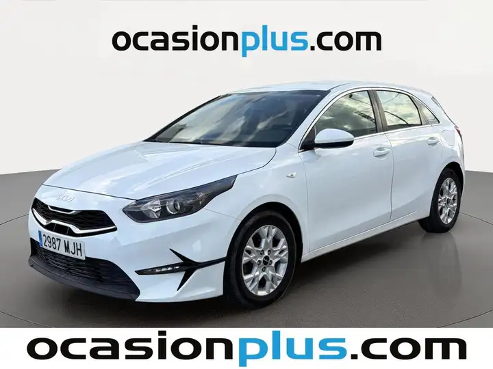 Kia cee'd f/l 5p 1.6 MHEV iMT Drive 2023