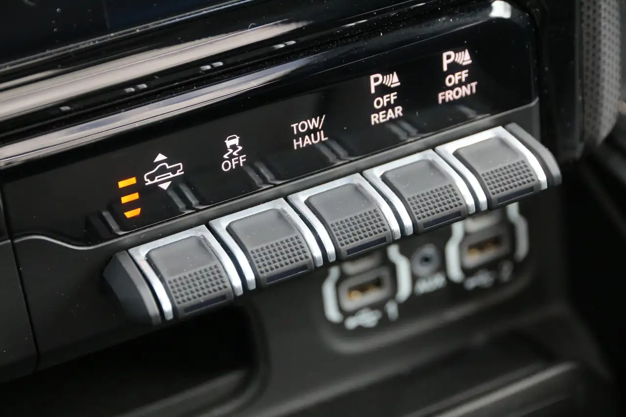 Dodge RAM 2024 — фото 11