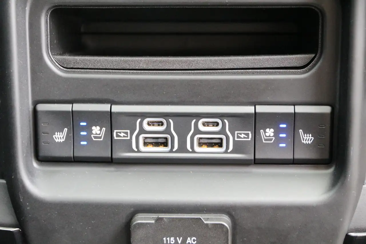 Dodge RAM 2024 — фото 16