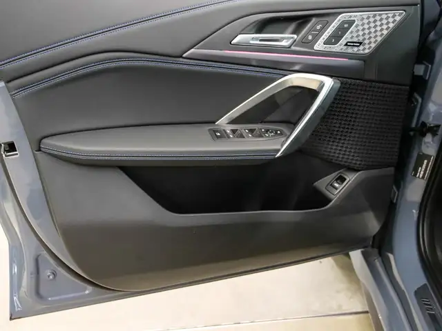 BMW X1 view 25