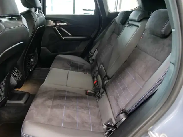 BMW X1 view 11