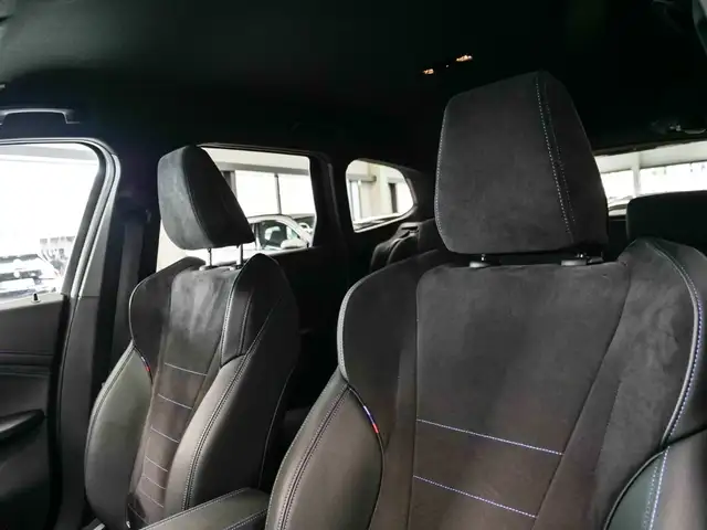 BMW X1 view 10