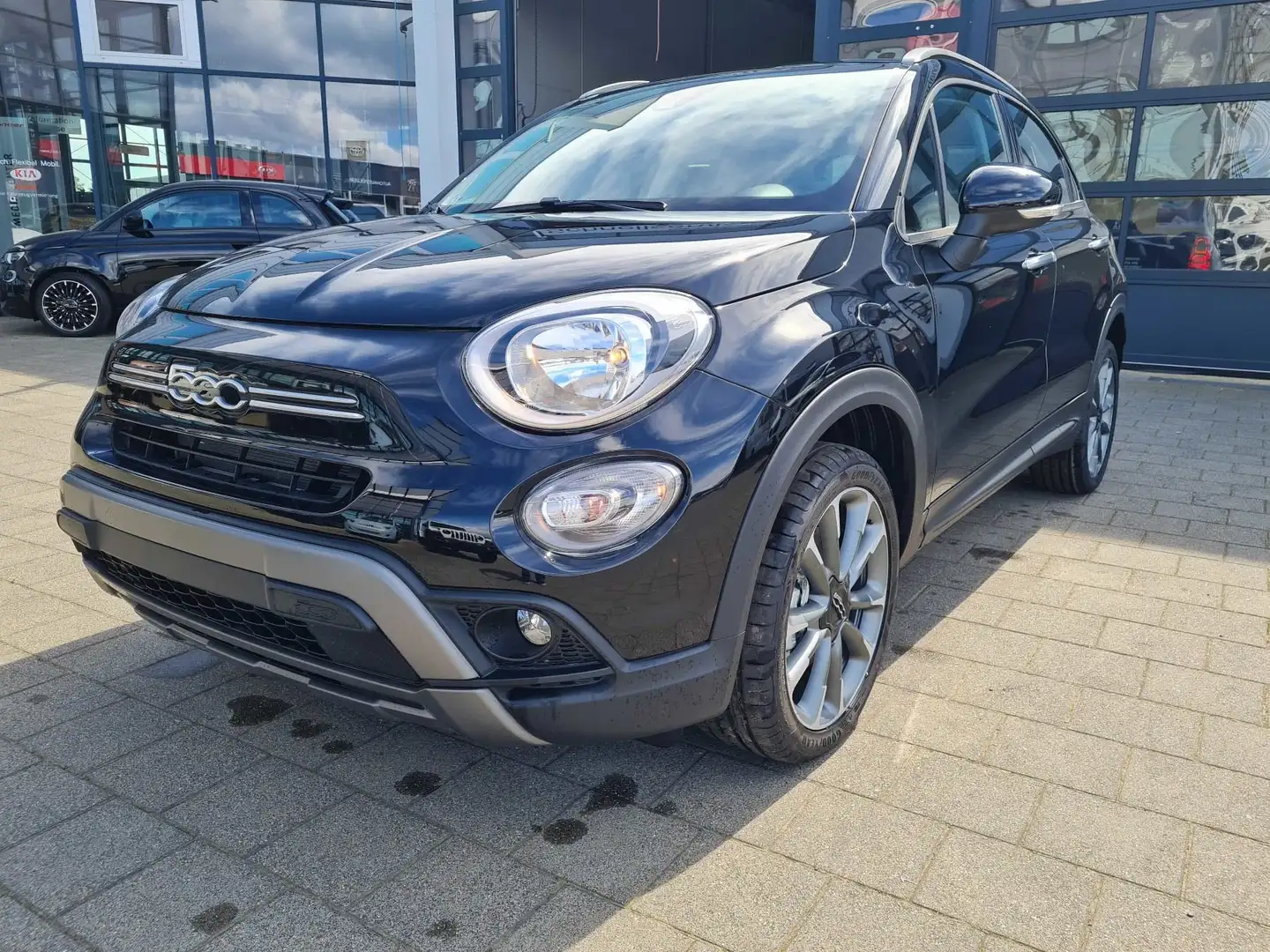 Fiat 500X CROSS HYBRID 1.5 GSE 96kW DCT+Keyless Fekete - 1