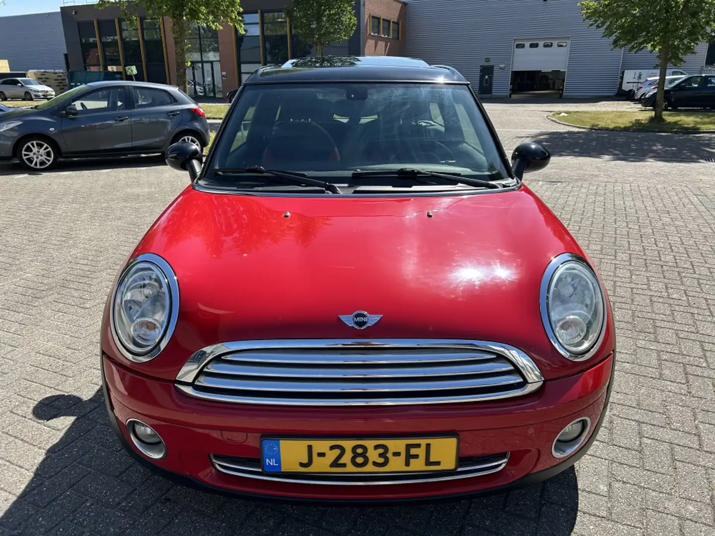 MINI Cooper Clubman Mini 1.6 Bns Line PANO STUURVW PDC CRUISE CLIMA Rood - 2