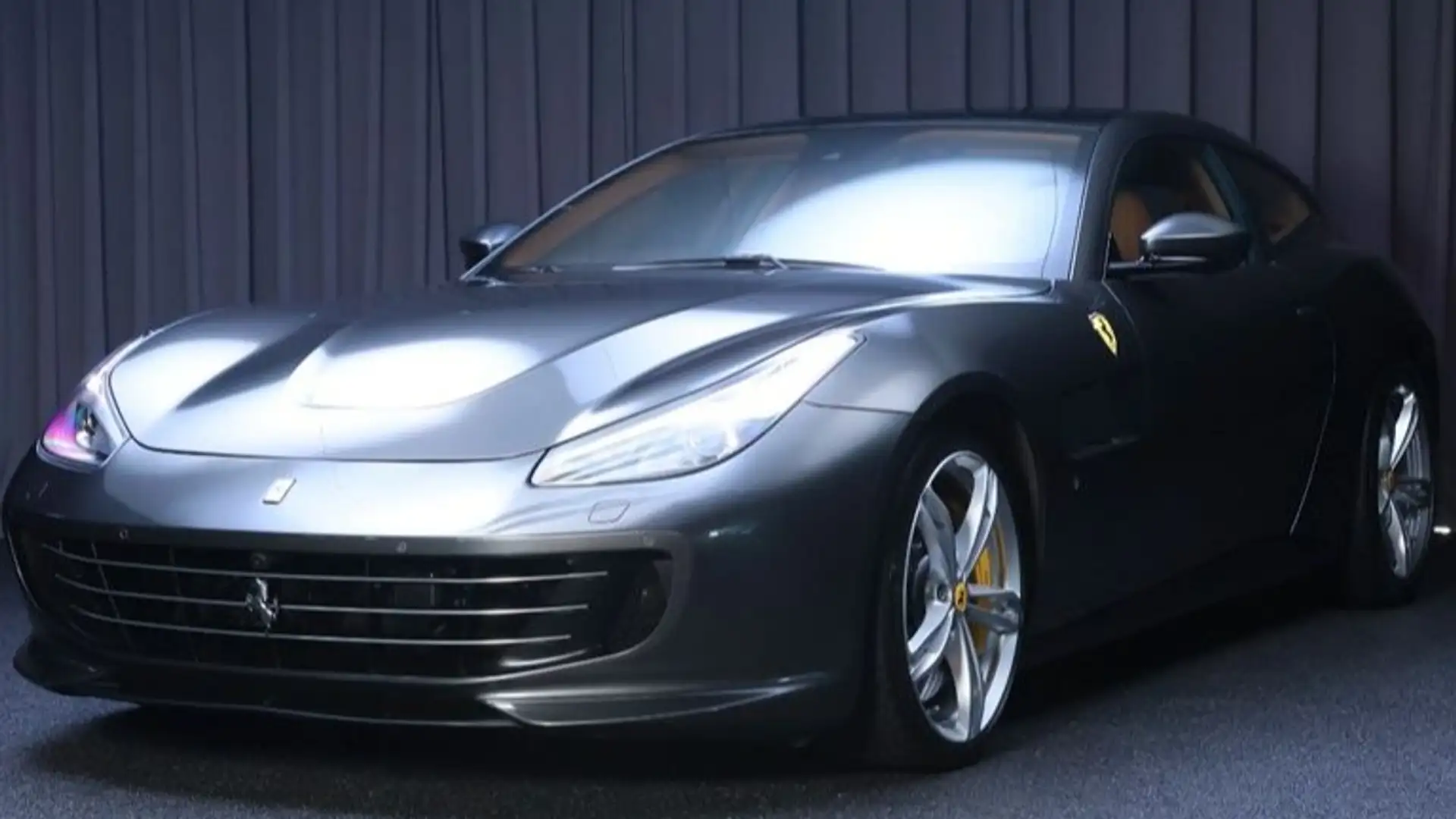 Ferrari GTC4 Lusso V12 Gris - 2