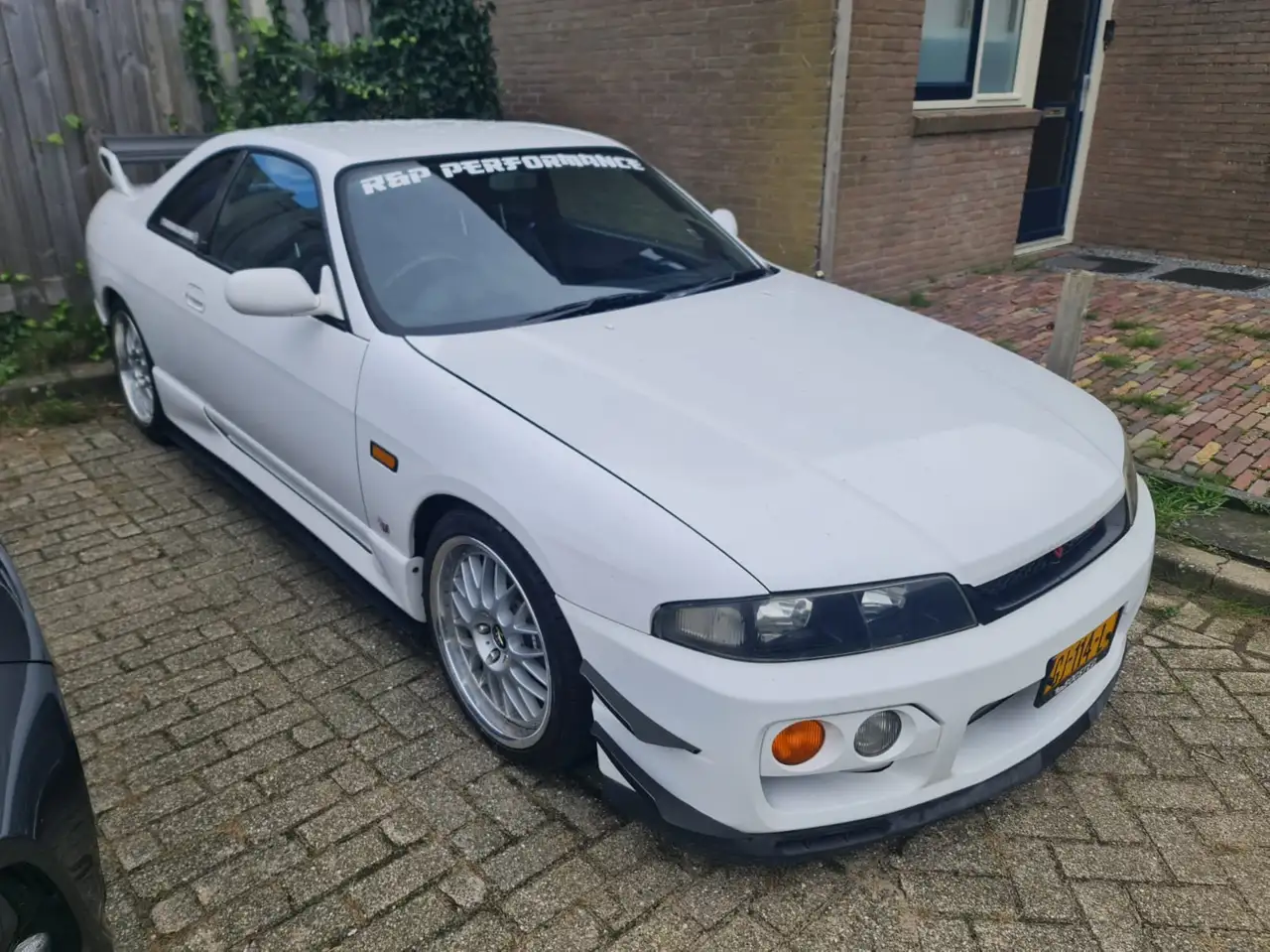 Nissan Skyline, foto 2