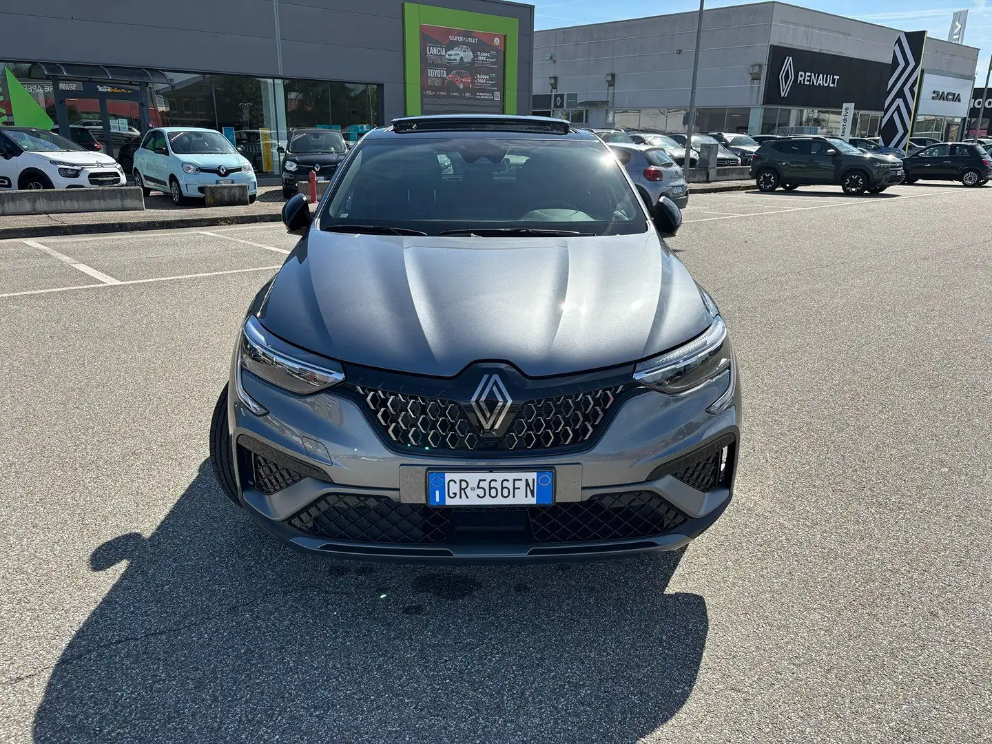 Renault Arkana 1.6 E-Tech full hybrid Esprit Alpine Gris - 2