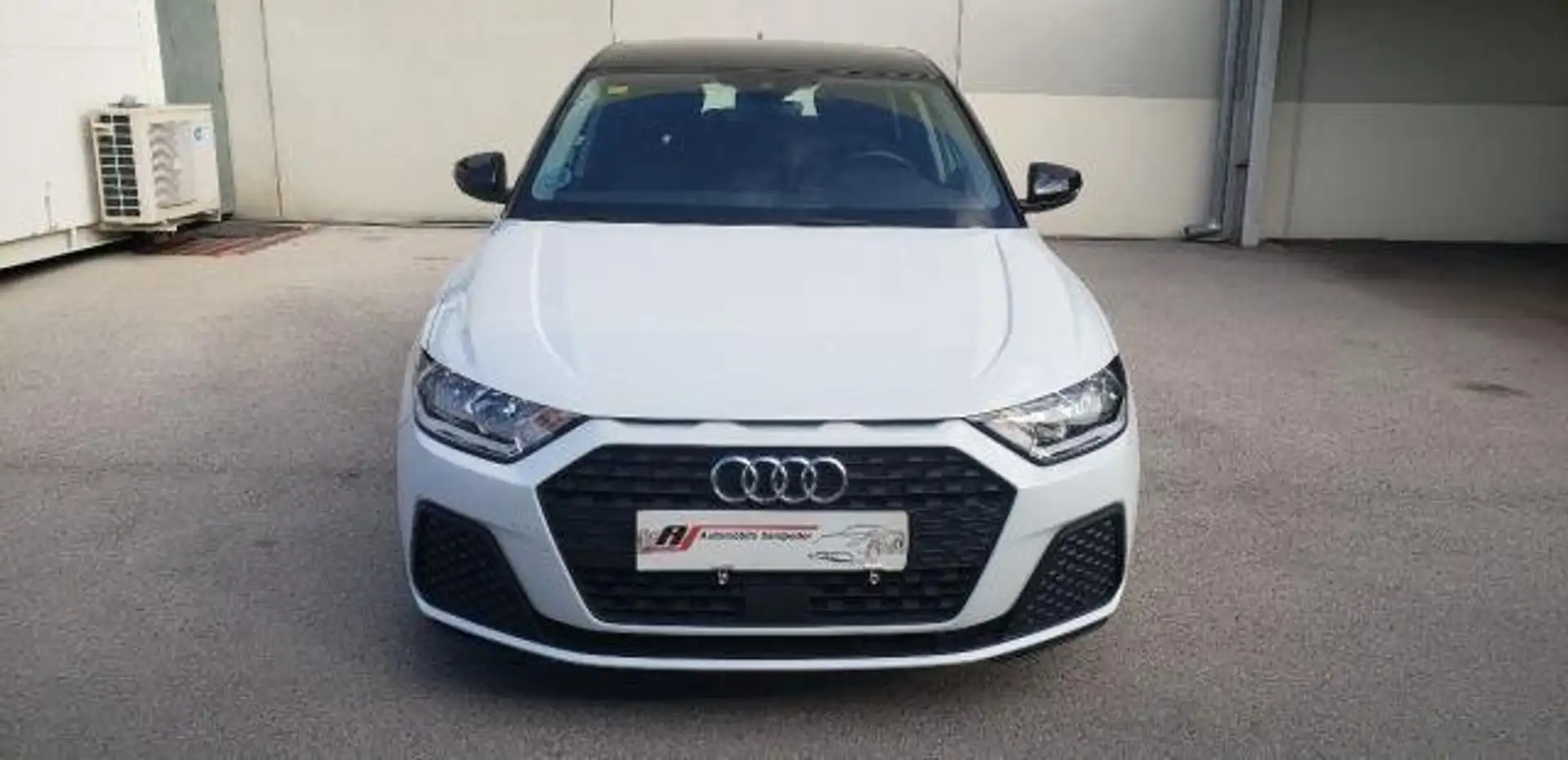 Audi A1 1.0 TFSI ultra Design Blanco - 2