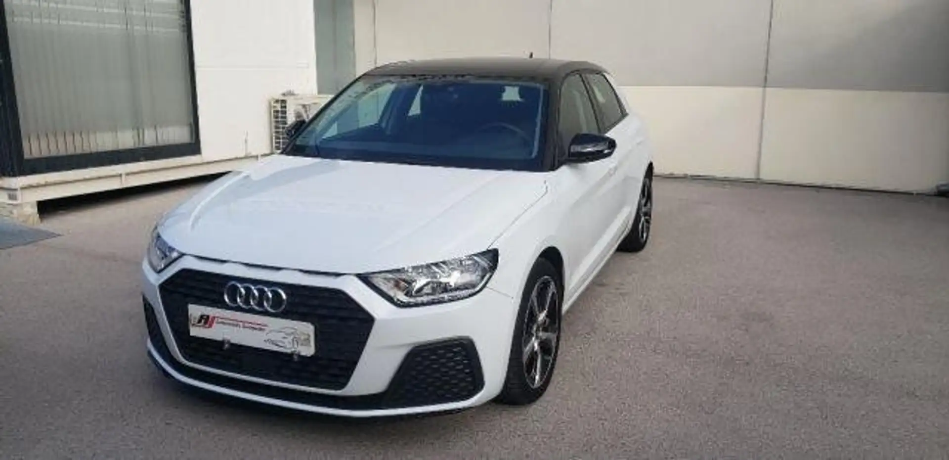 Audi A1 1.0 TFSI ultra Design Blanco - 1