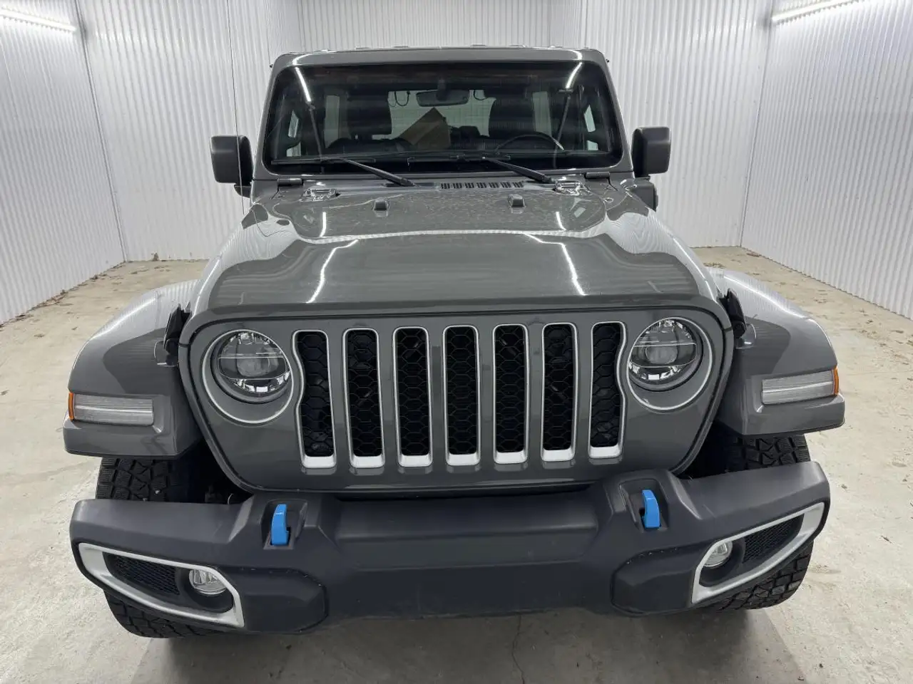 Jeep Wrangler снимка Jeep Wrangler