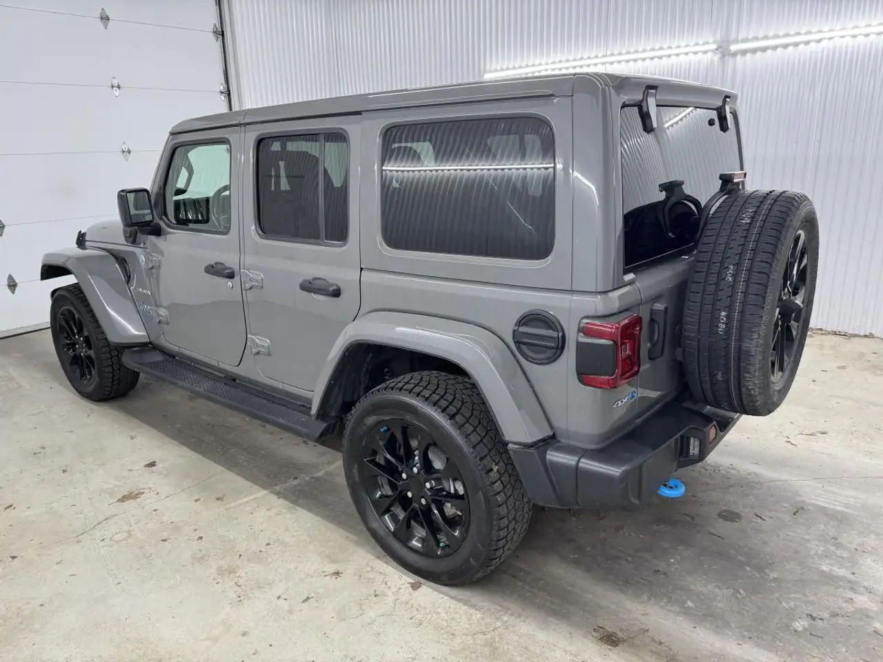 Jeep Wrangler снимка Jeep Wrangler