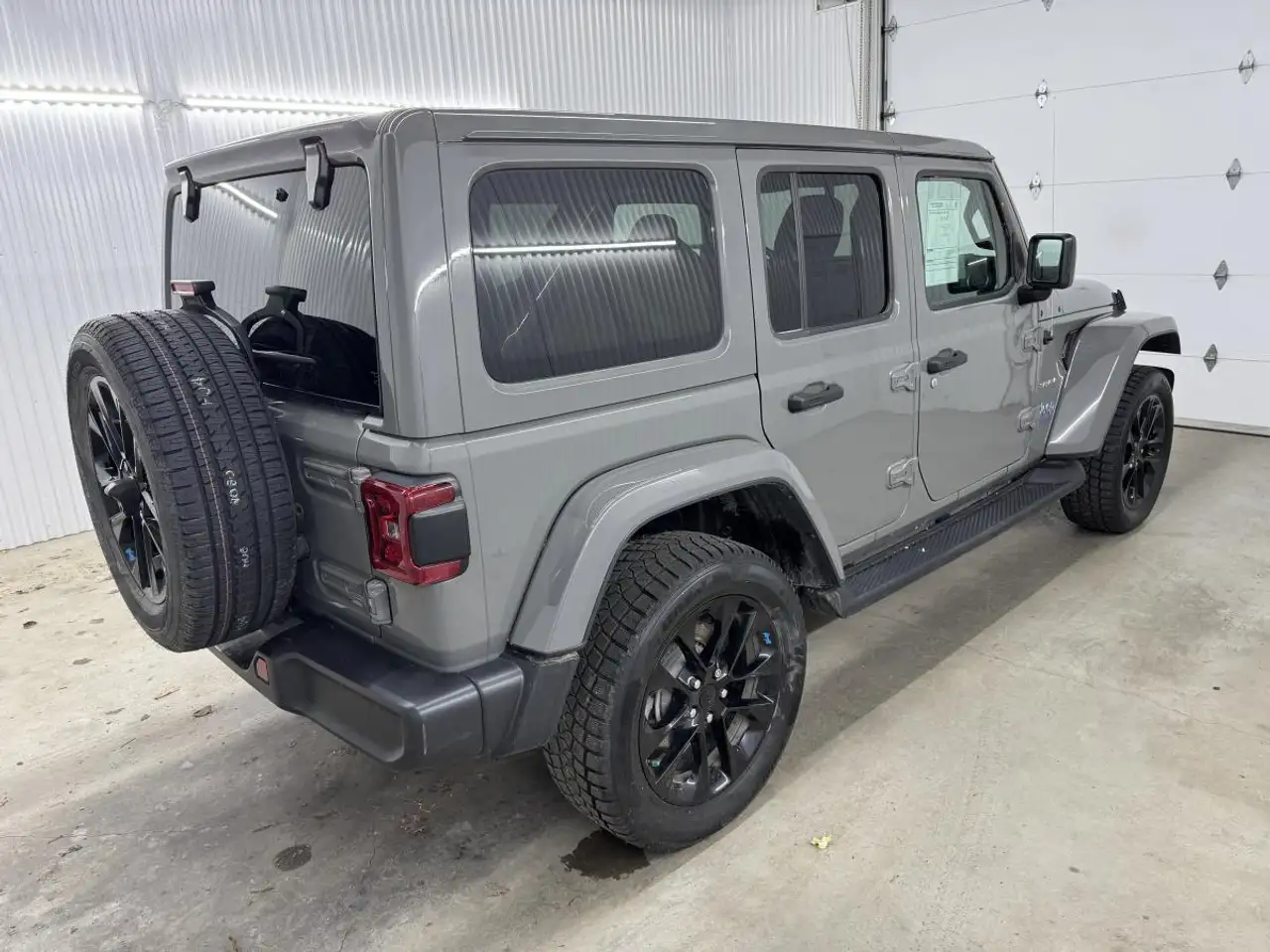 Jeep Wrangler снимка Jeep Wrangler