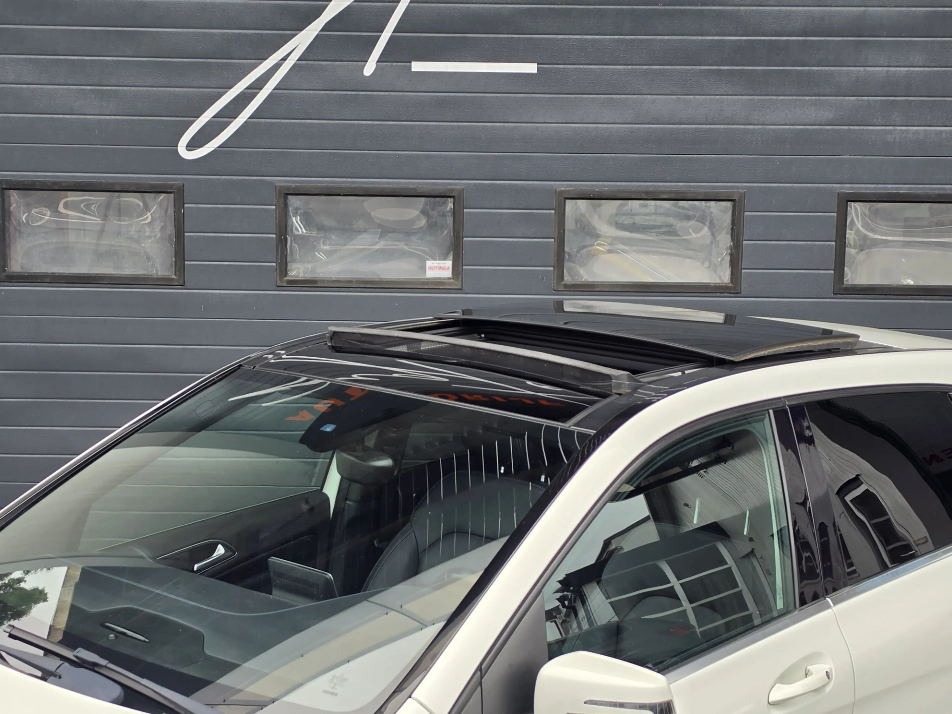 Mercedes-Benz B 180 Prestige|Panoramadak|Trekhaak|Leder|LED| — photo 6