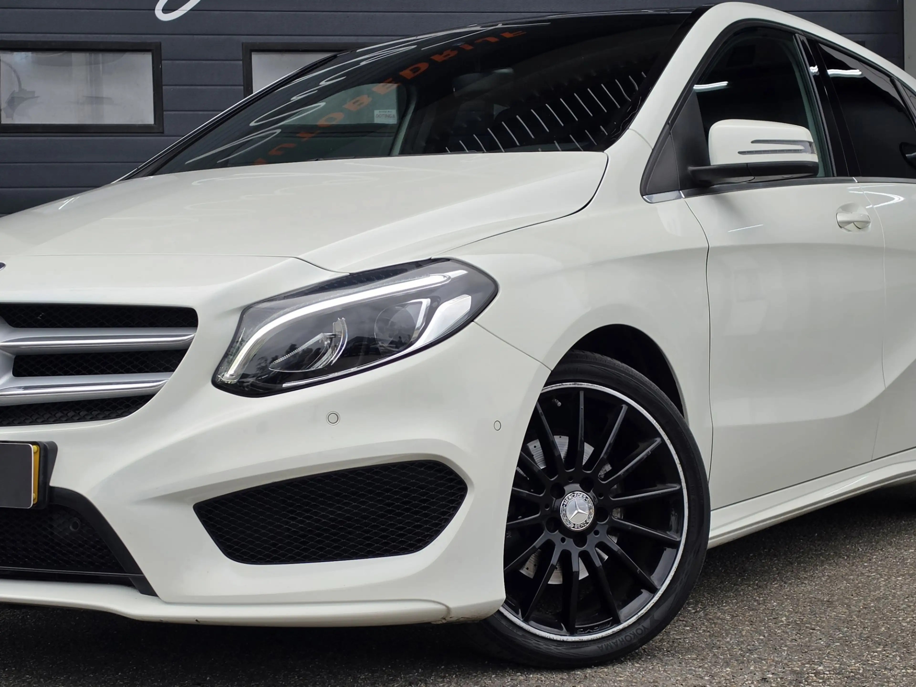 Mercedes-Benz B 180 Prestige|Panoramadak|Trekhaak|Leder|LED| — photo 5
