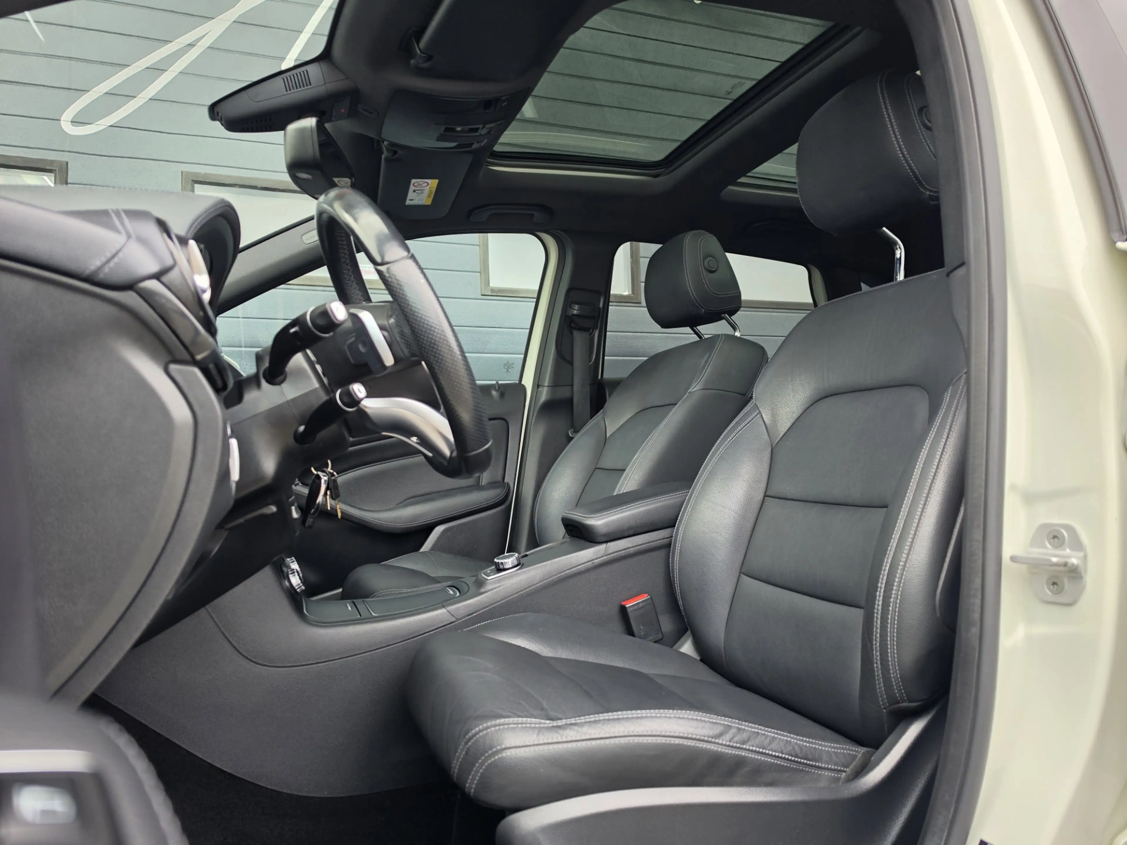 Mercedes-Benz B 180 Prestige|Panoramadak|Trekhaak|Leder|LED| — photo 7