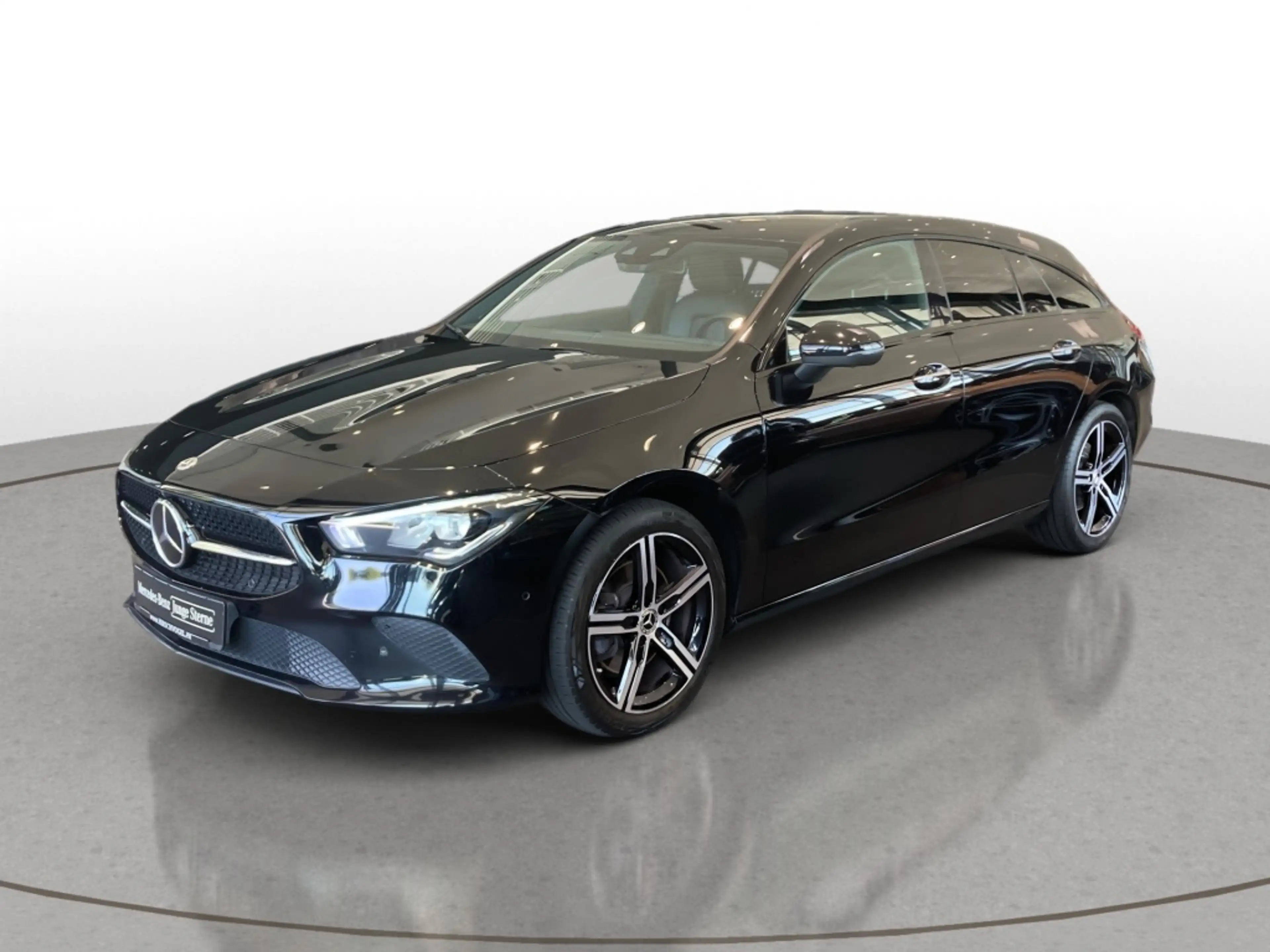 Mercedes-Benz CLA 220 d SB Progressive+Night+DISTRONIC+KEYLESS — photo 2