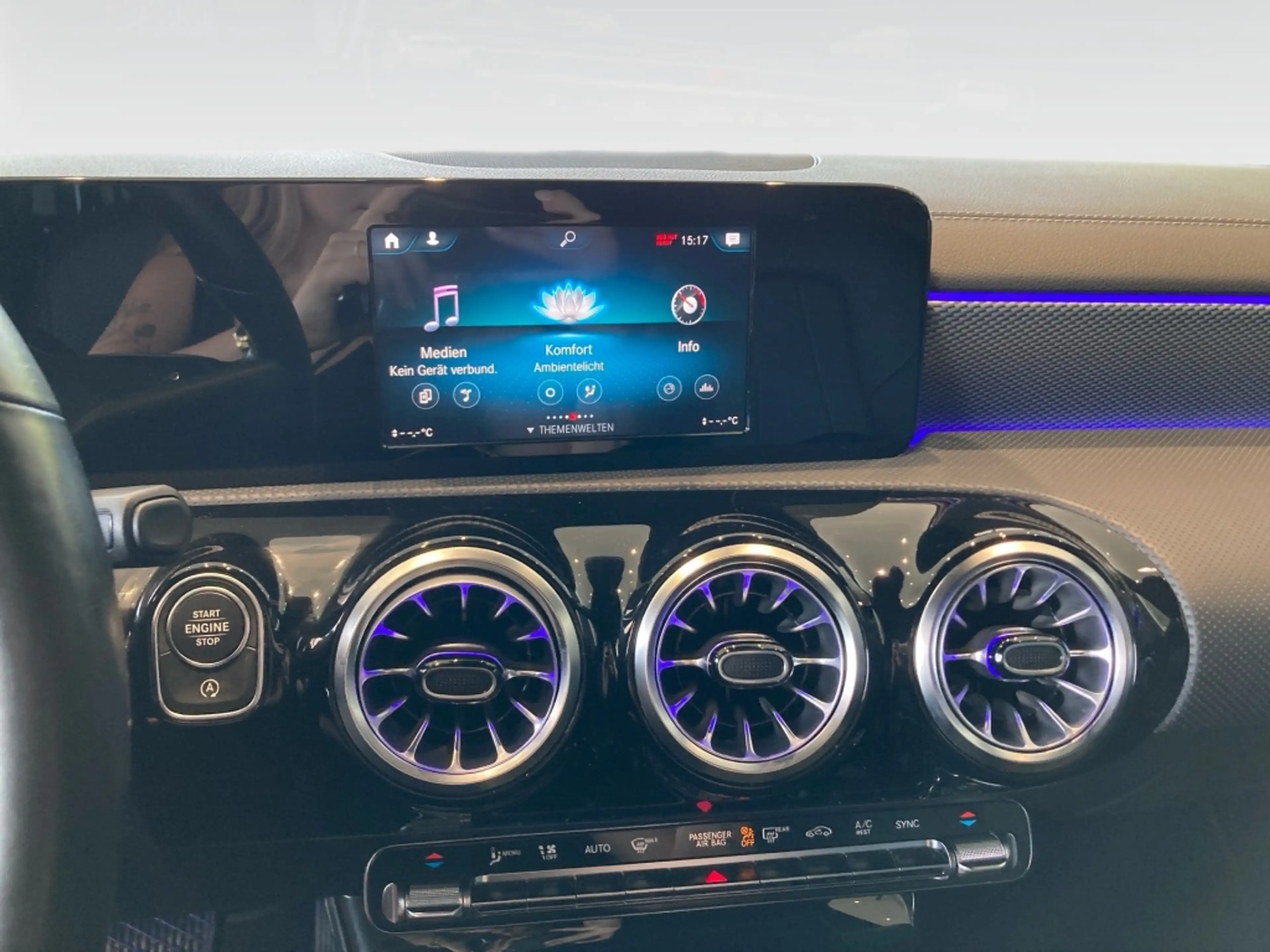 Mercedes-Benz CLA 220 d SB Progressive+Night+DISTRONIC+KEYLESS — photo 13