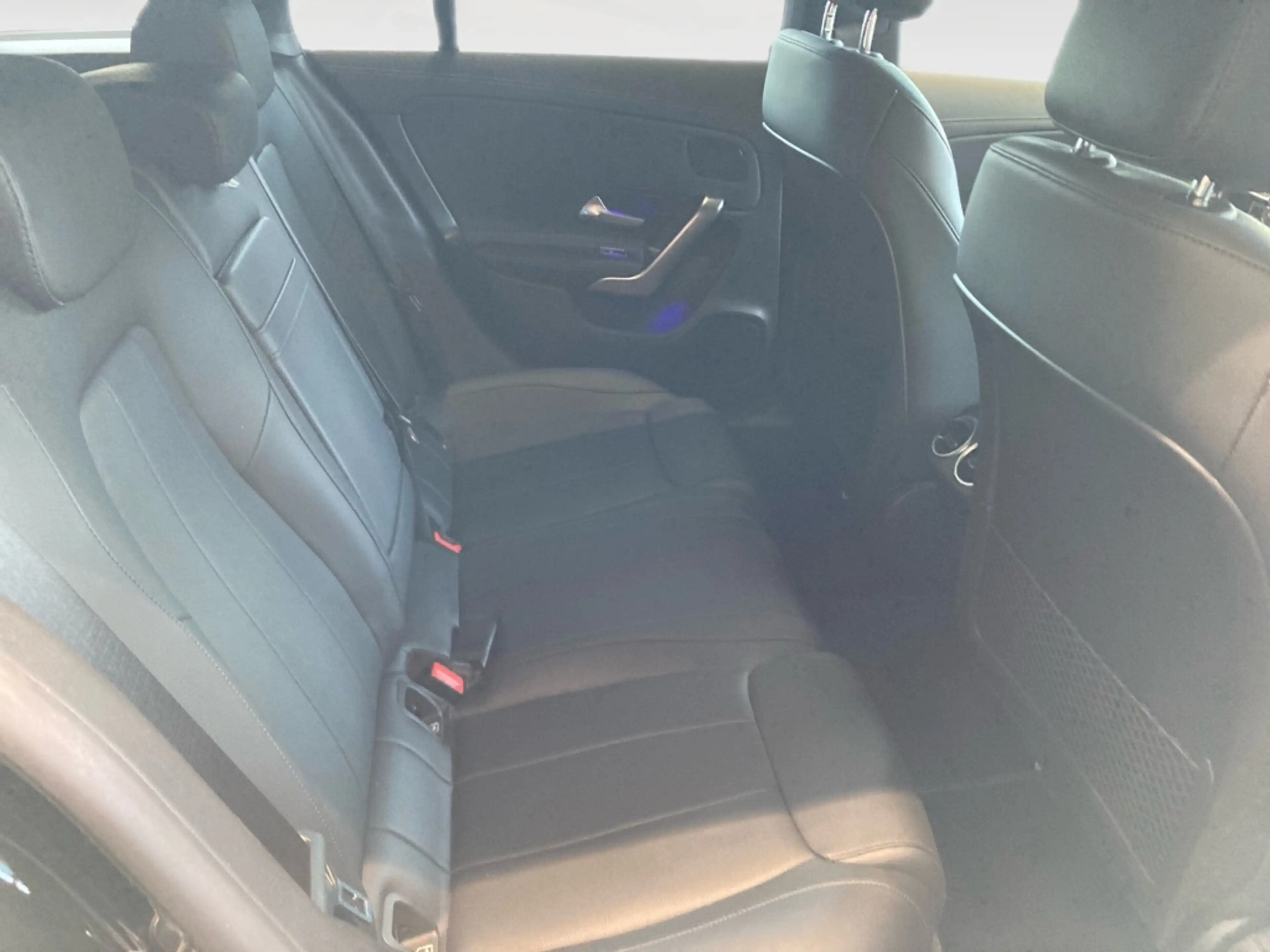 Mercedes-Benz CLA 220 d SB Progressive+Night+DISTRONIC+KEYLESS — photo 9