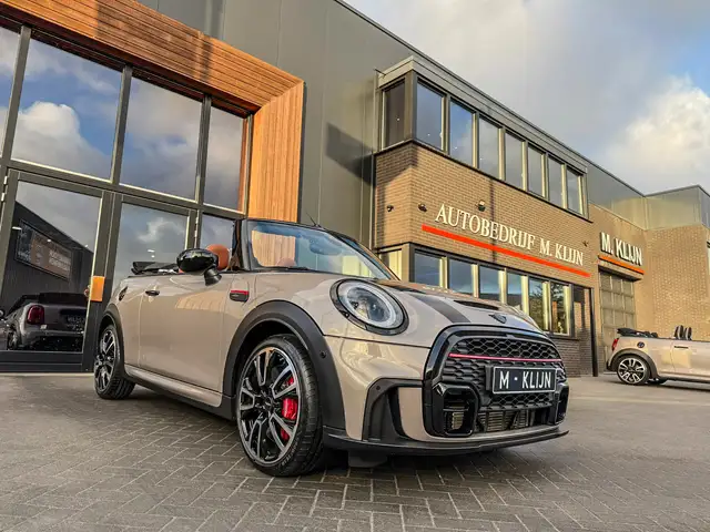 MINI John Cooper Works Cabrio Mini 2.0 JCW Pack F1 aut Rooftopgrey/Bomvol/Btw/Np