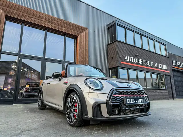 MINI John Cooper Works Cabrio Mini 2.0 JCW Pack F1 aut Rooftopgrey/Bomvol/Btw/Np