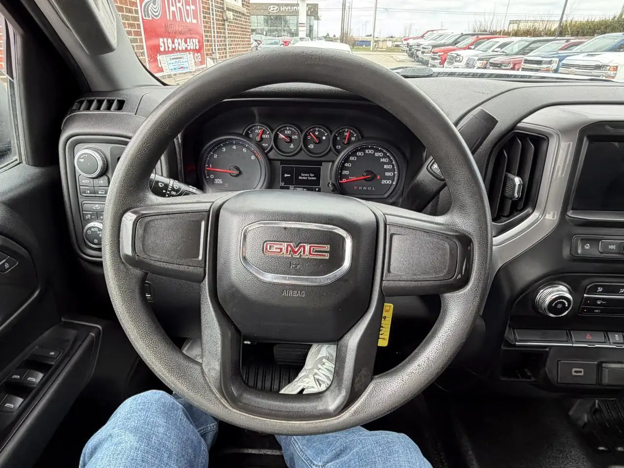 GMC Sierra 1500 снимка GMC Sierra 1500