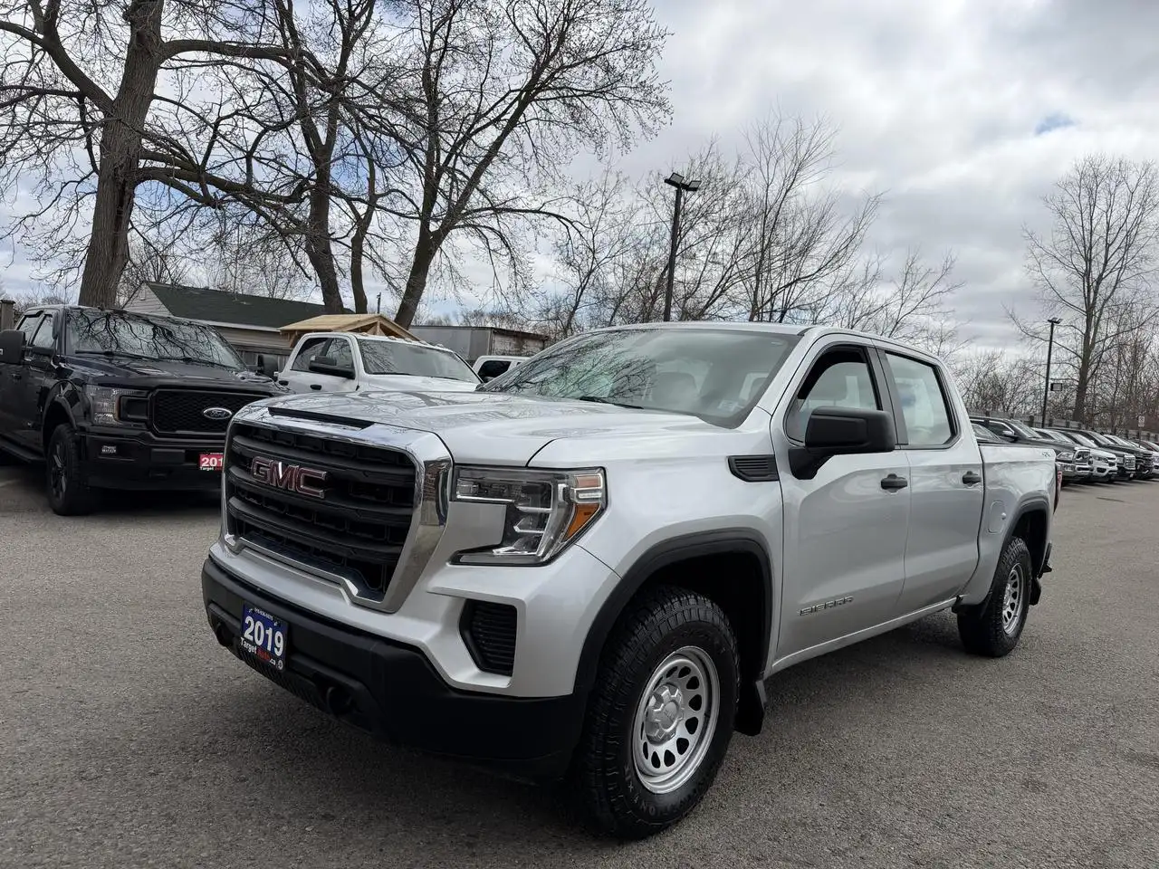 GMC Sierra 1500 снимка GMC Sierra 1500