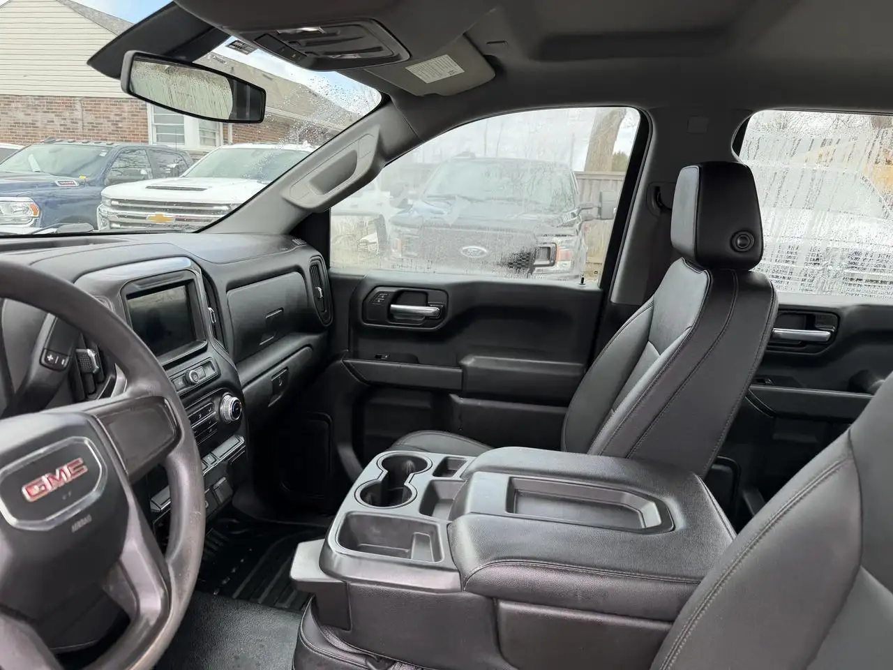 GMC Sierra 1500 снимка GMC Sierra 1500