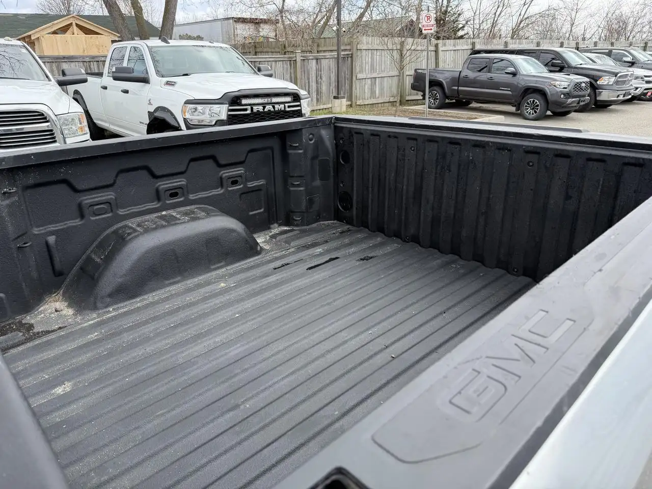 GMC Sierra 1500 снимка GMC Sierra 1500