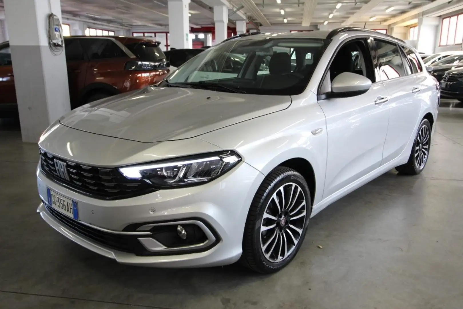 Fiat Tipo SW 1.0 100cv Life Grijs - 2