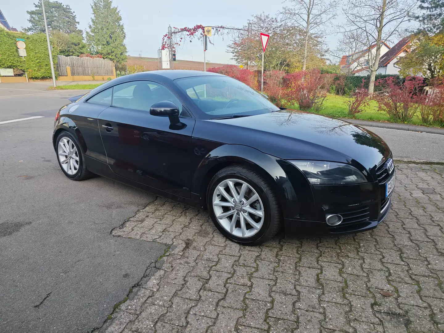 Audi TT 1.8 TFSI Coupe,HU/AU & KD NEU, Schwarz - 1