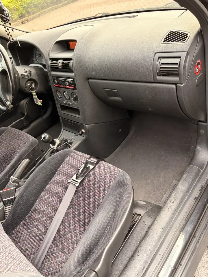 Opel Astra 1.6-16V Pearl, foto 12