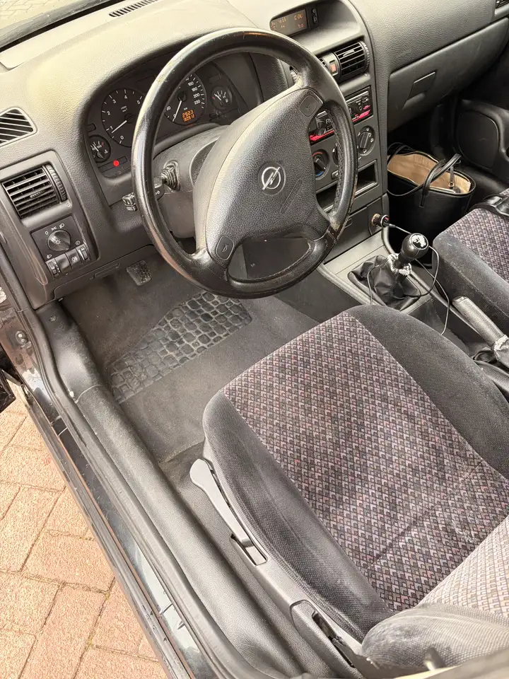 Opel Astra 1.6-16V Pearl, foto 2