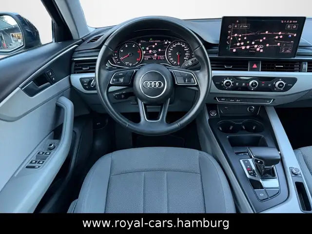 Audi A4 view 11