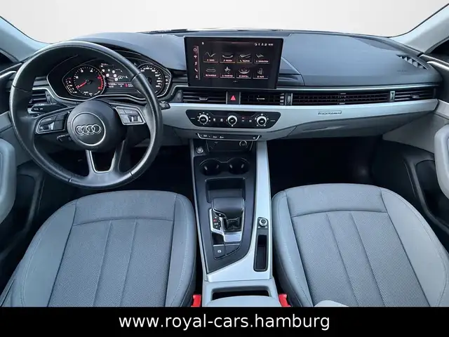Audi A4 view 12