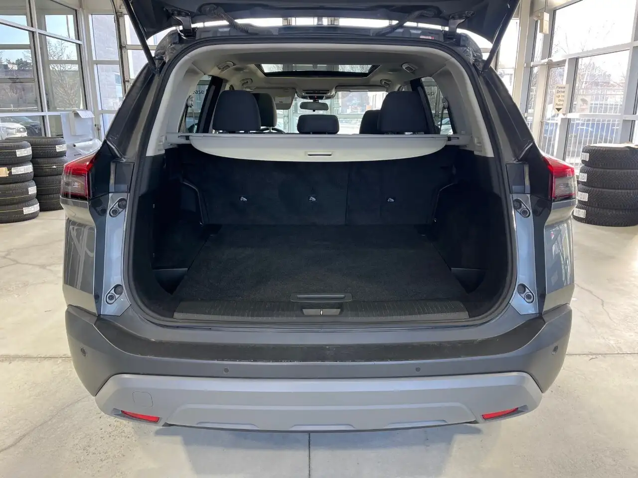 Nissan Rogue снимка Nissan Rogue