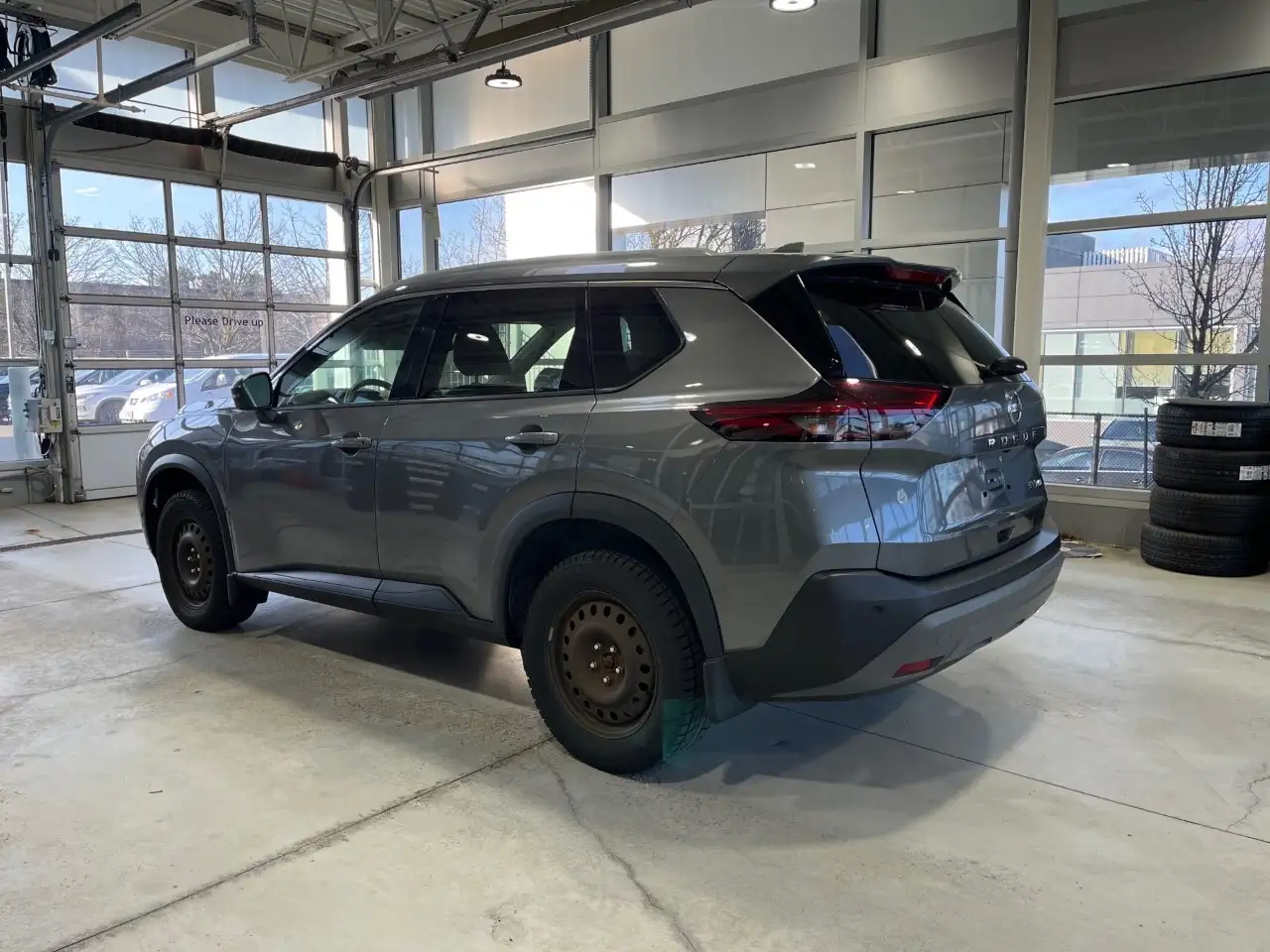 Nissan Rogue снимка Nissan Rogue