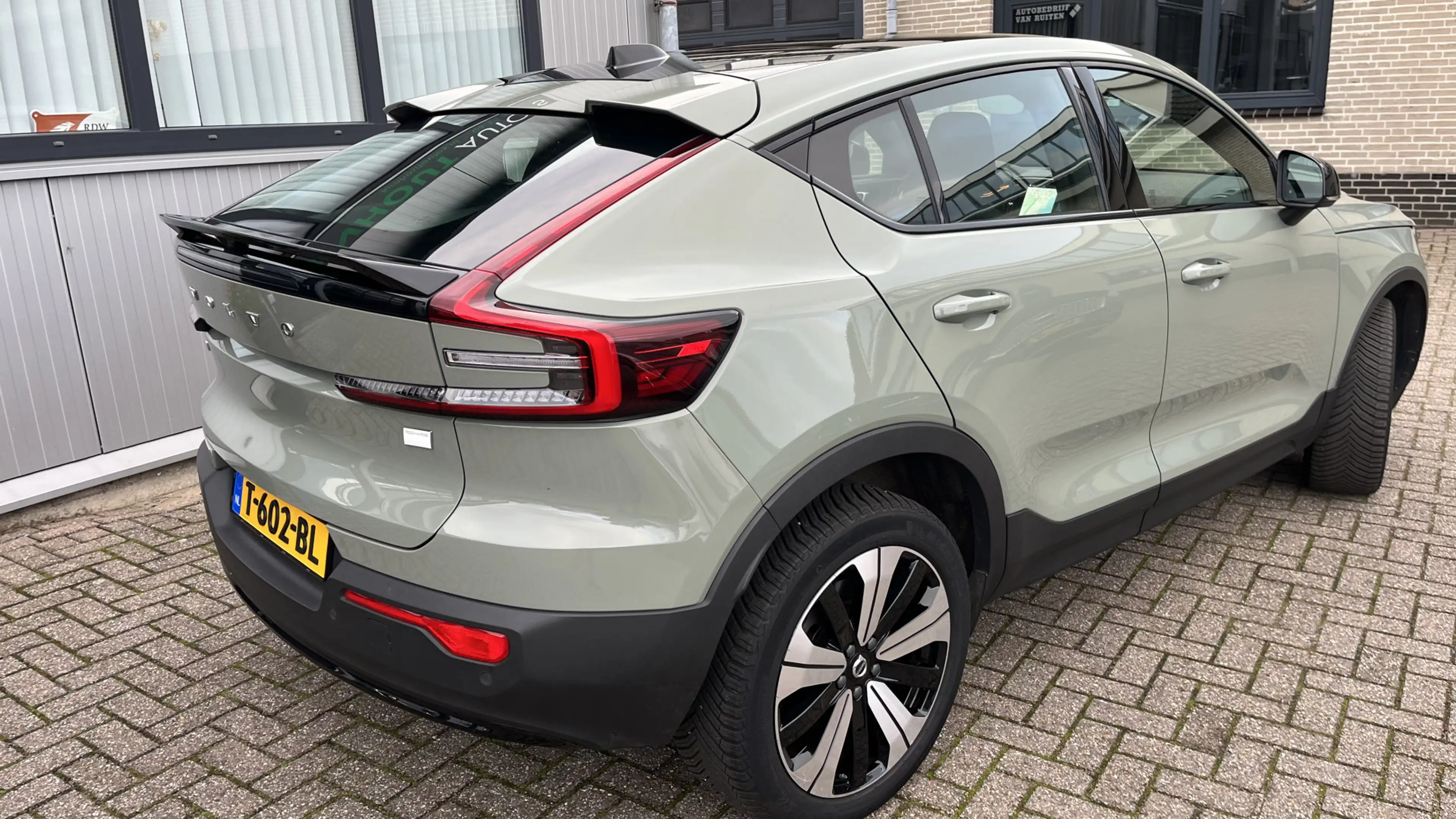 Volvo C40 Recharge Plus 69 kWh | Panoramadak | achteruitrij — photo 4