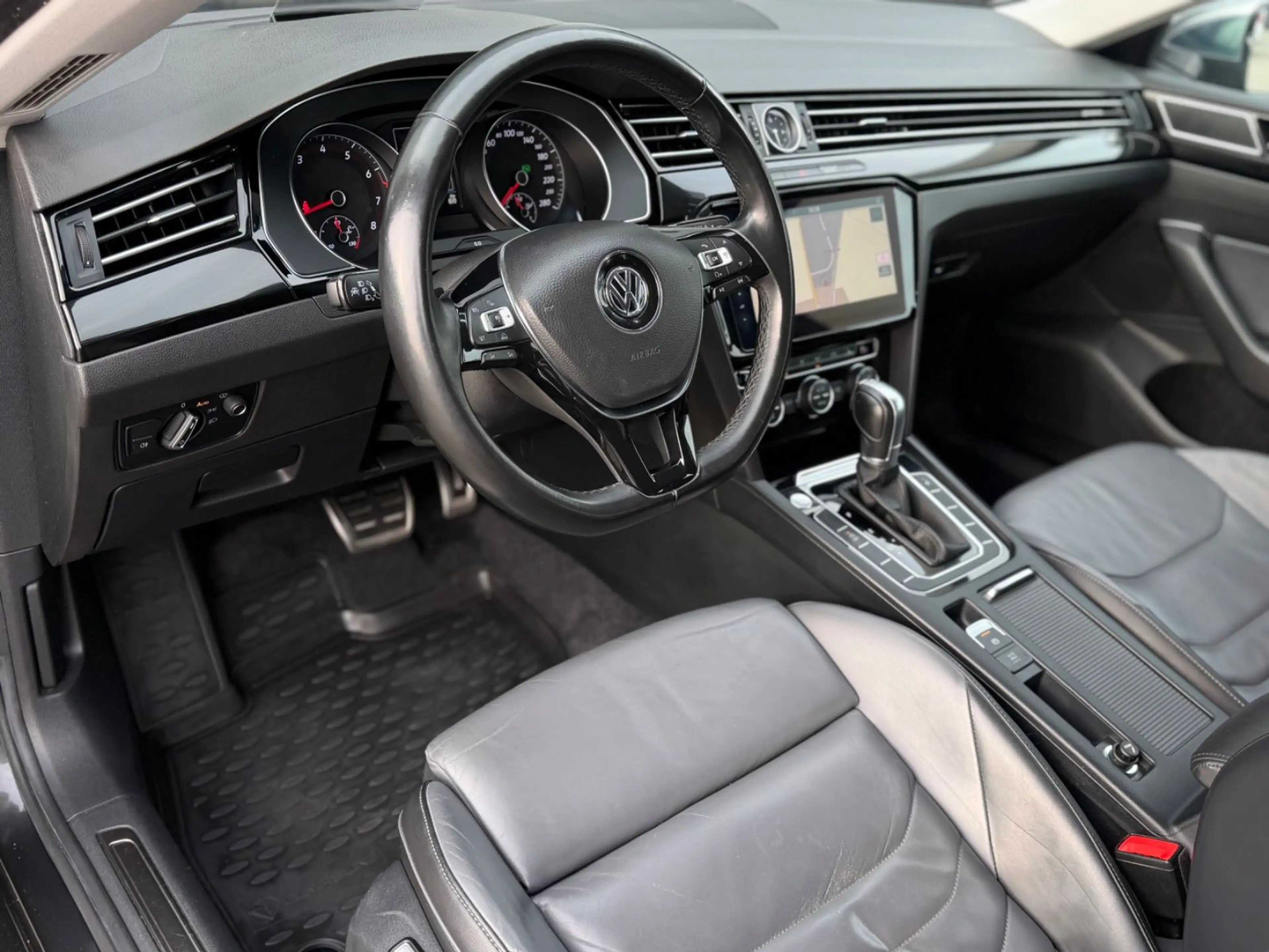 Volkswagen Arteon Elegance DSG LED ACC AHK HUD Massagesitz — photo 12