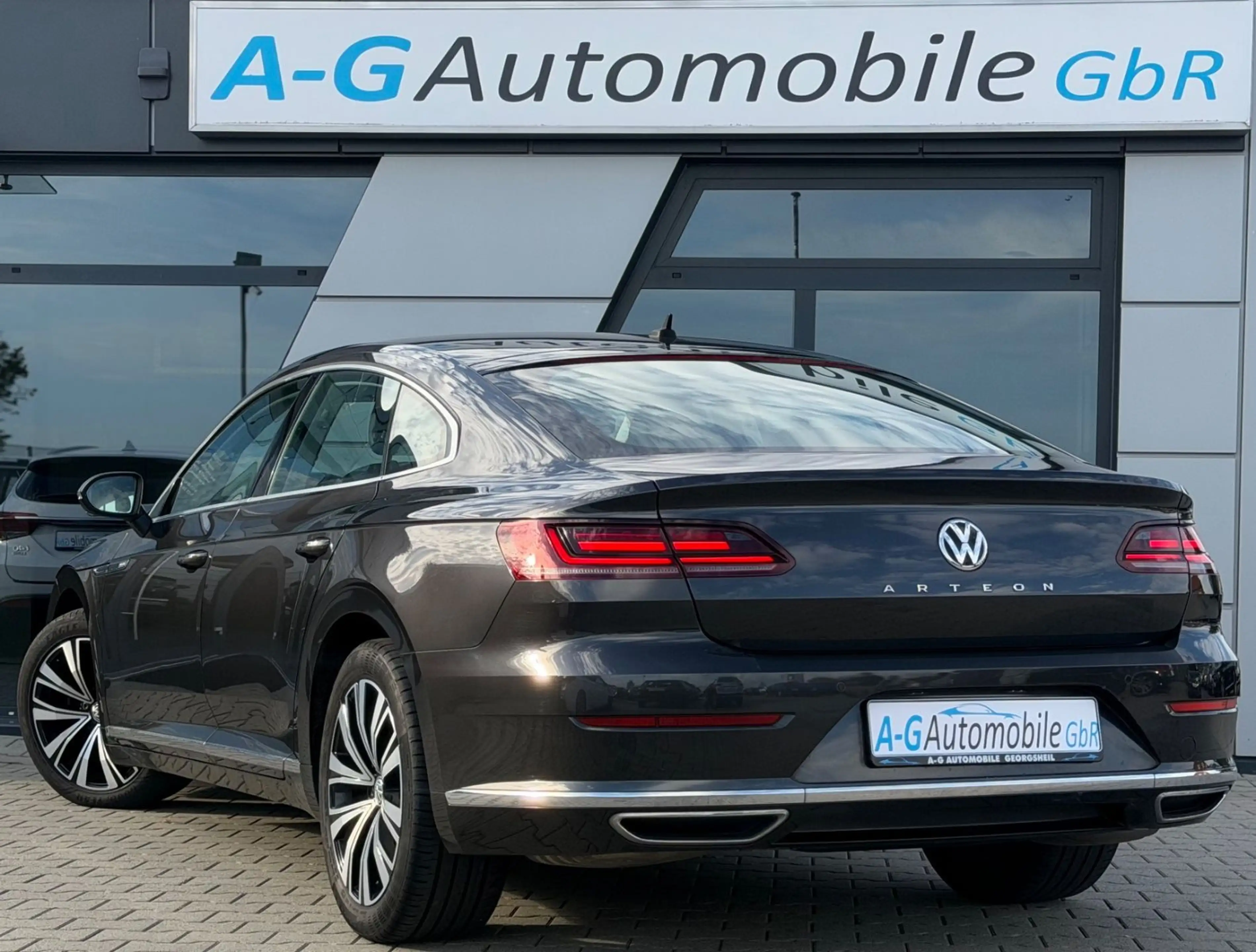 Volkswagen Arteon Elegance DSG LED ACC AHK HUD Massagesitz — photo 9