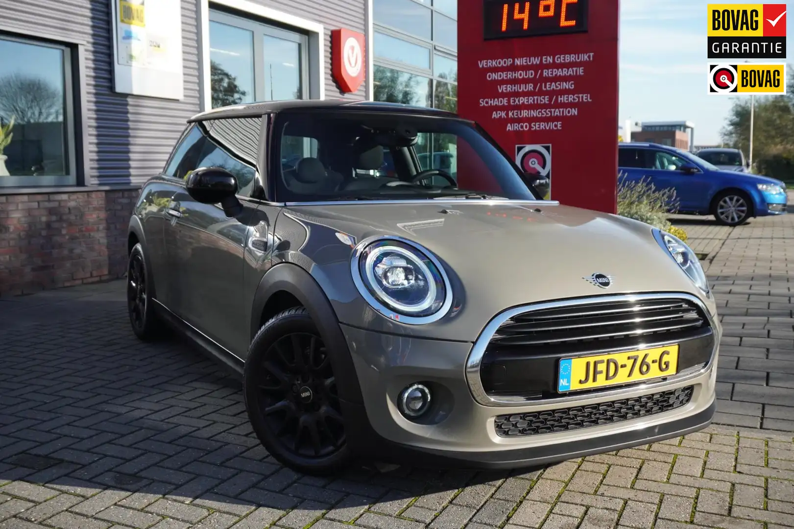 MINI Cooper Mini 1.5 Chili / Navi / Bluetooth / Interieurverli Grijs - 1